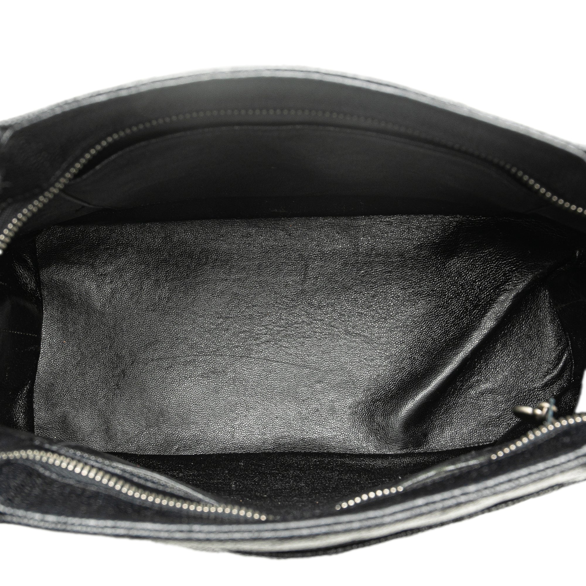Chanel Caviar Medallion Tote - image 4