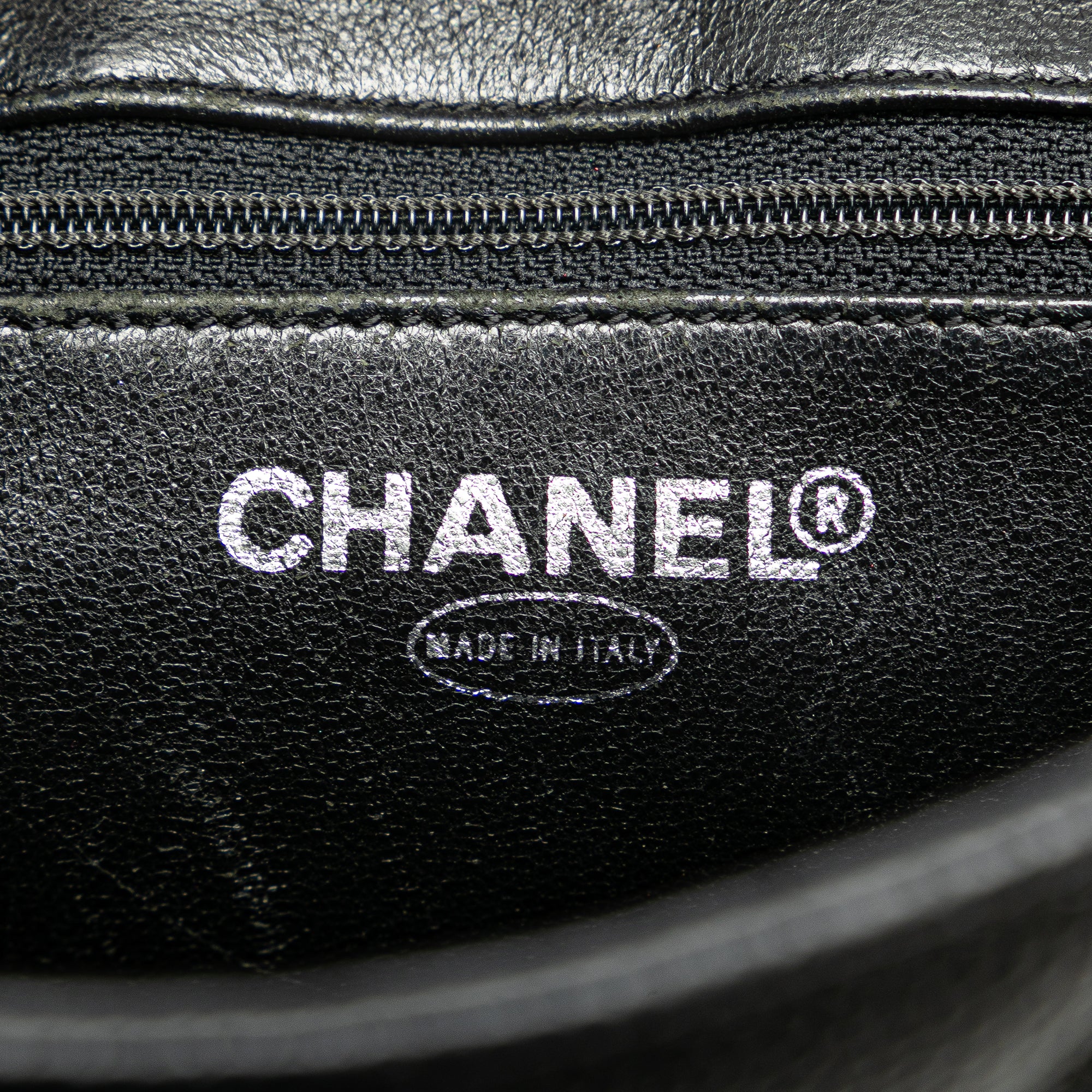 Chanel Caviar Medallion Tote - image 5
