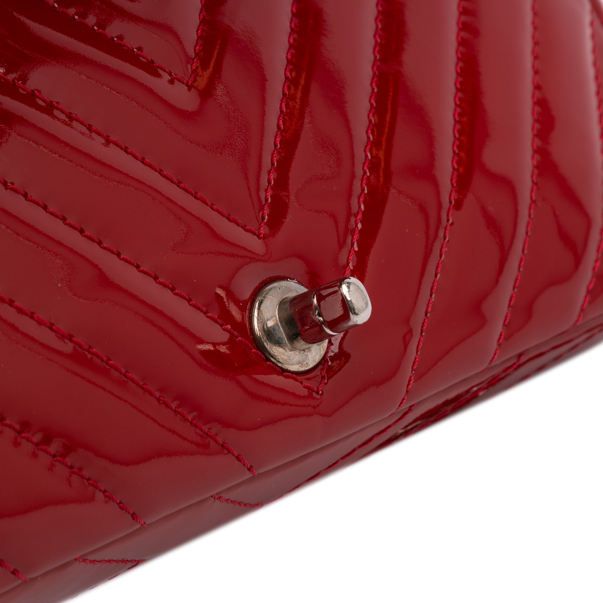 Chanel Classic Chevron Patent East West Single Flap - image 7