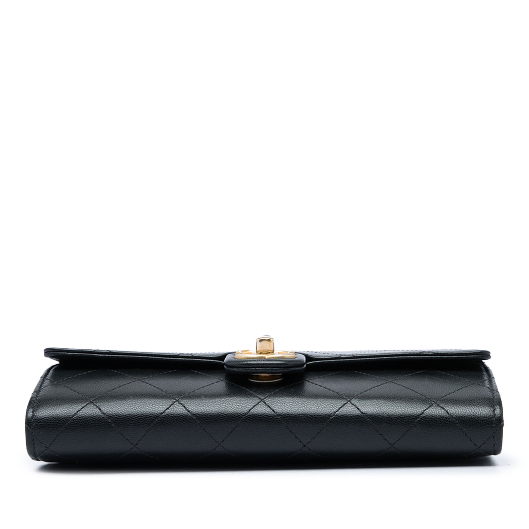 Chanel Quilted Goatskin Chic Pearls Clutch with Chain - image 3