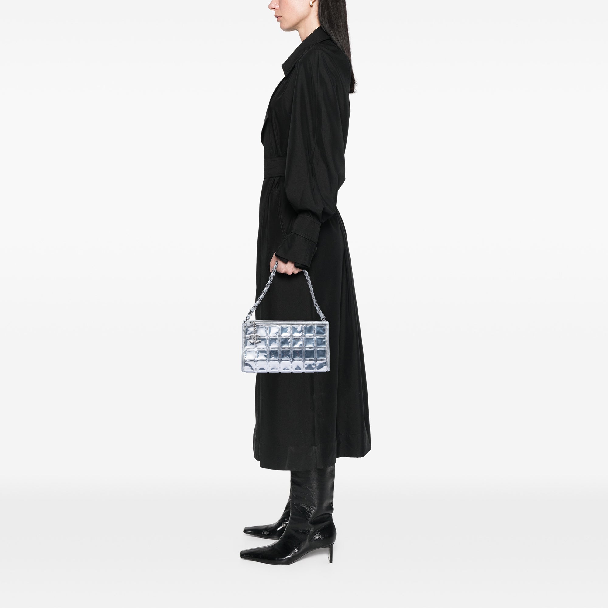 Chanel Vinyl Ice Cube Pochette - image 7