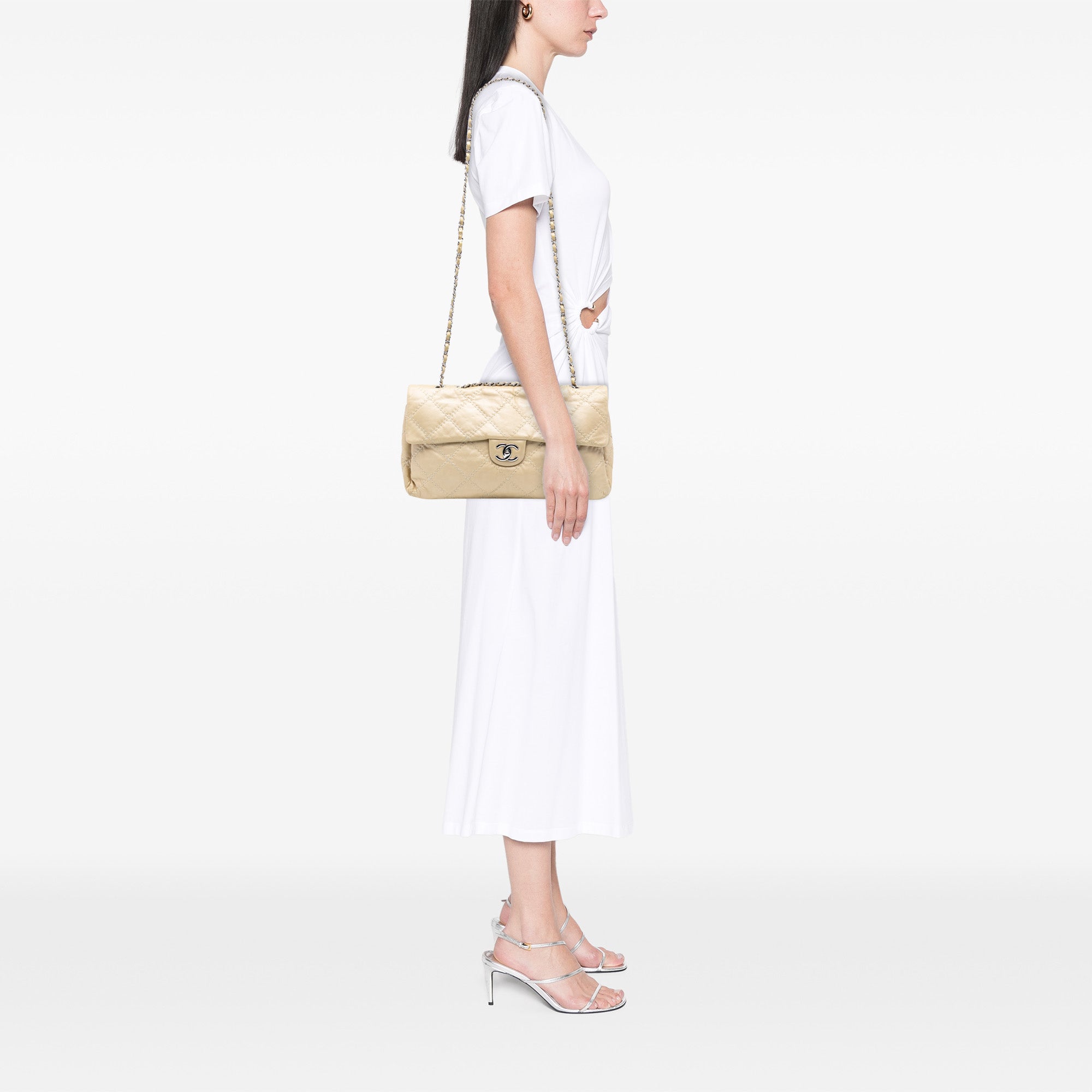 Chanel Quilted Lambskin Ultimate Stitch Flap - image 7