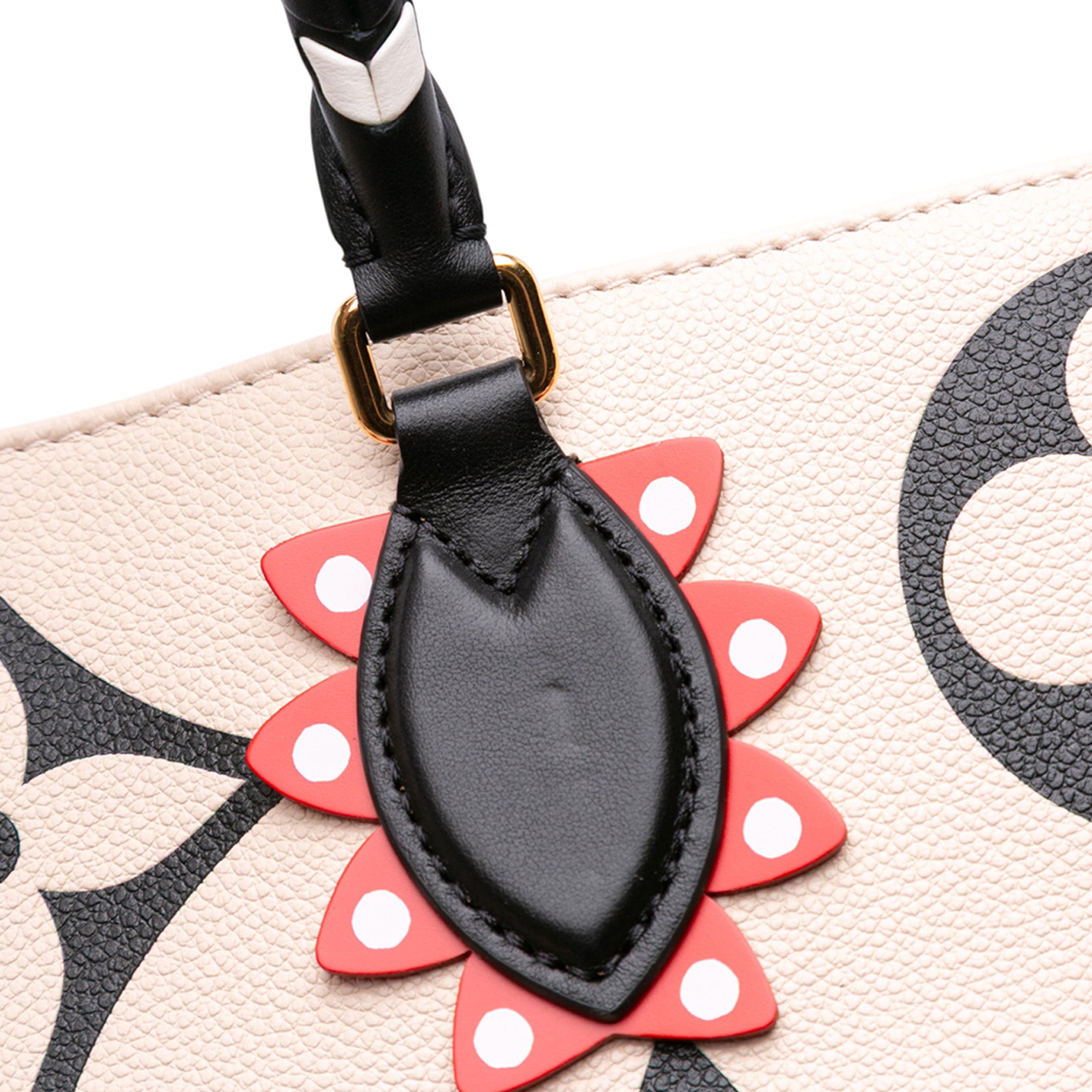 Louis Vuitton Monogram Empreinte Giant Crafty Onthego GM - image 6