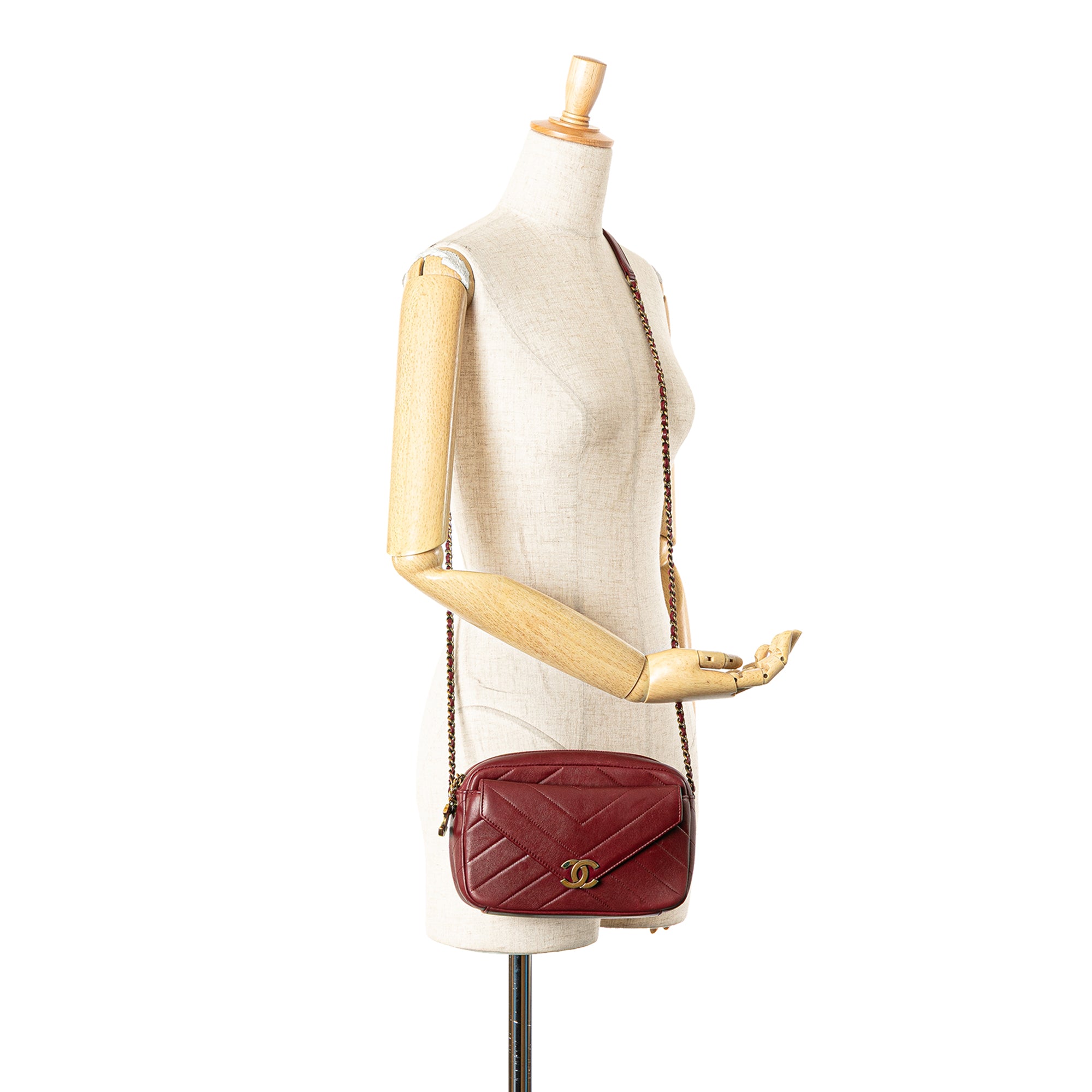 Chanel Small Chevron Lambskin Coco Envelope Camera Case - image 16