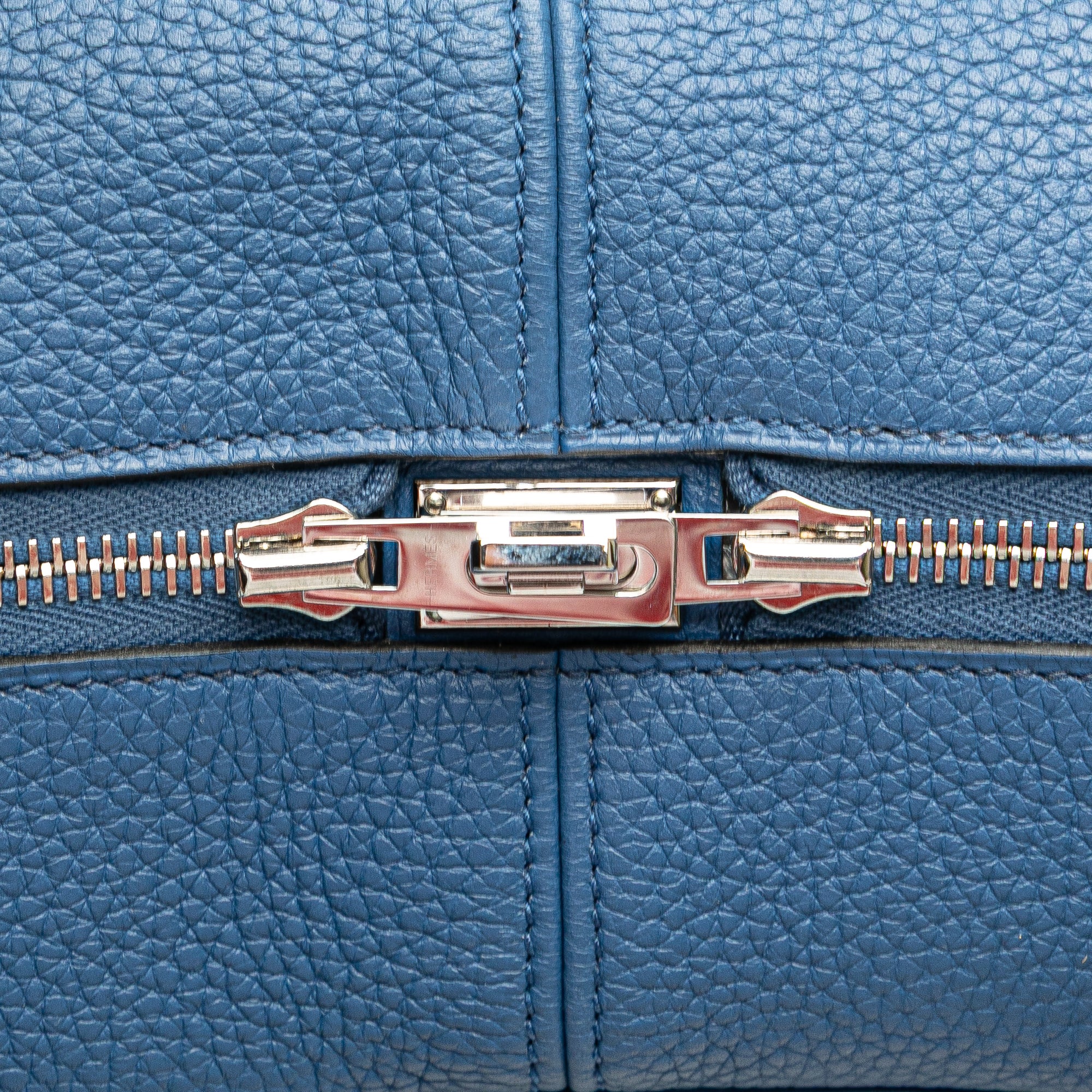 Hermès Clemence Victoria II 35 - image 7