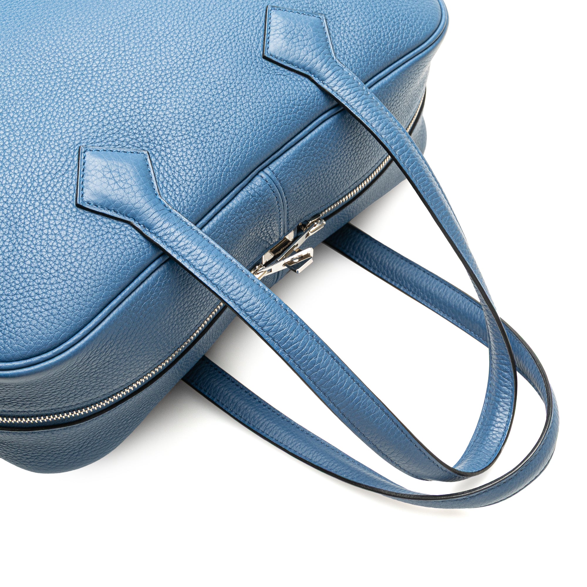 Hermès Clemence Victoria II 35 - image 9