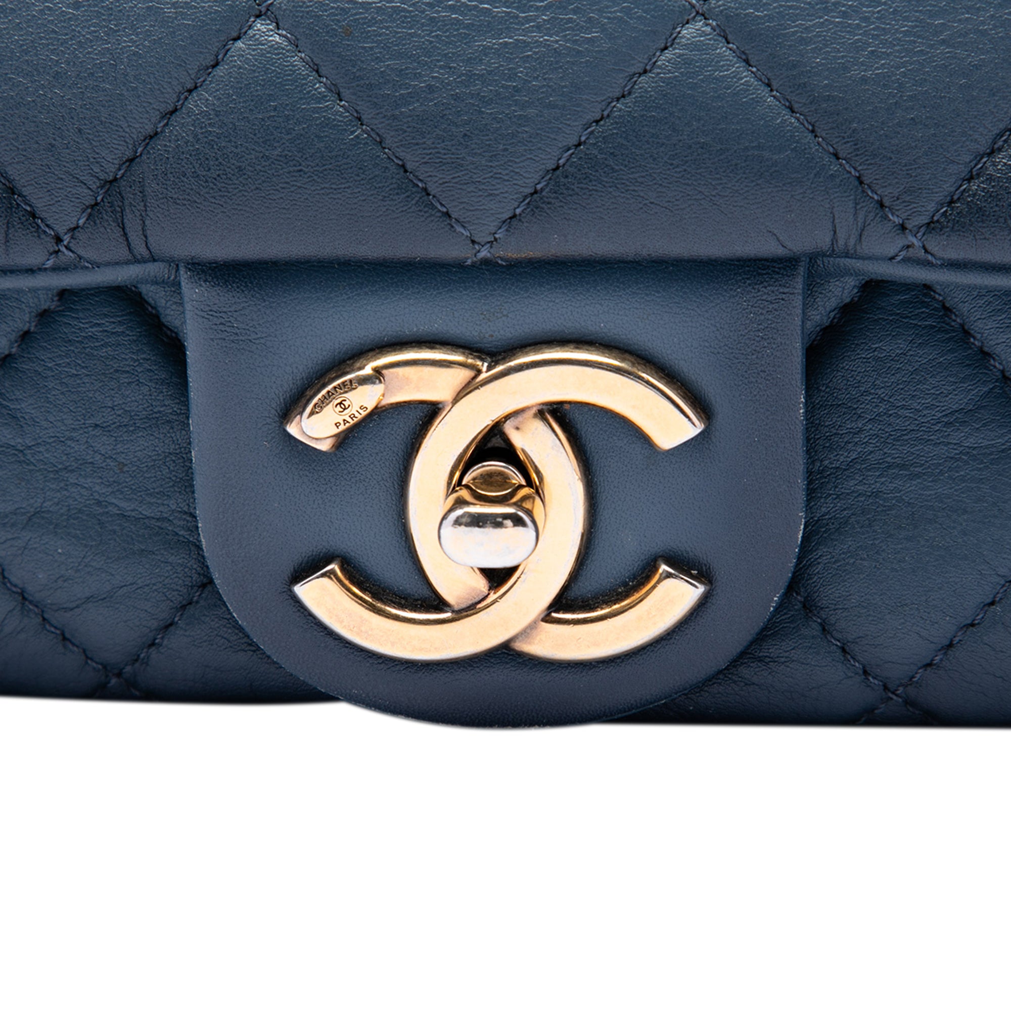 Chanel CC Quilted Calfskin Ombre Flap - image 5
