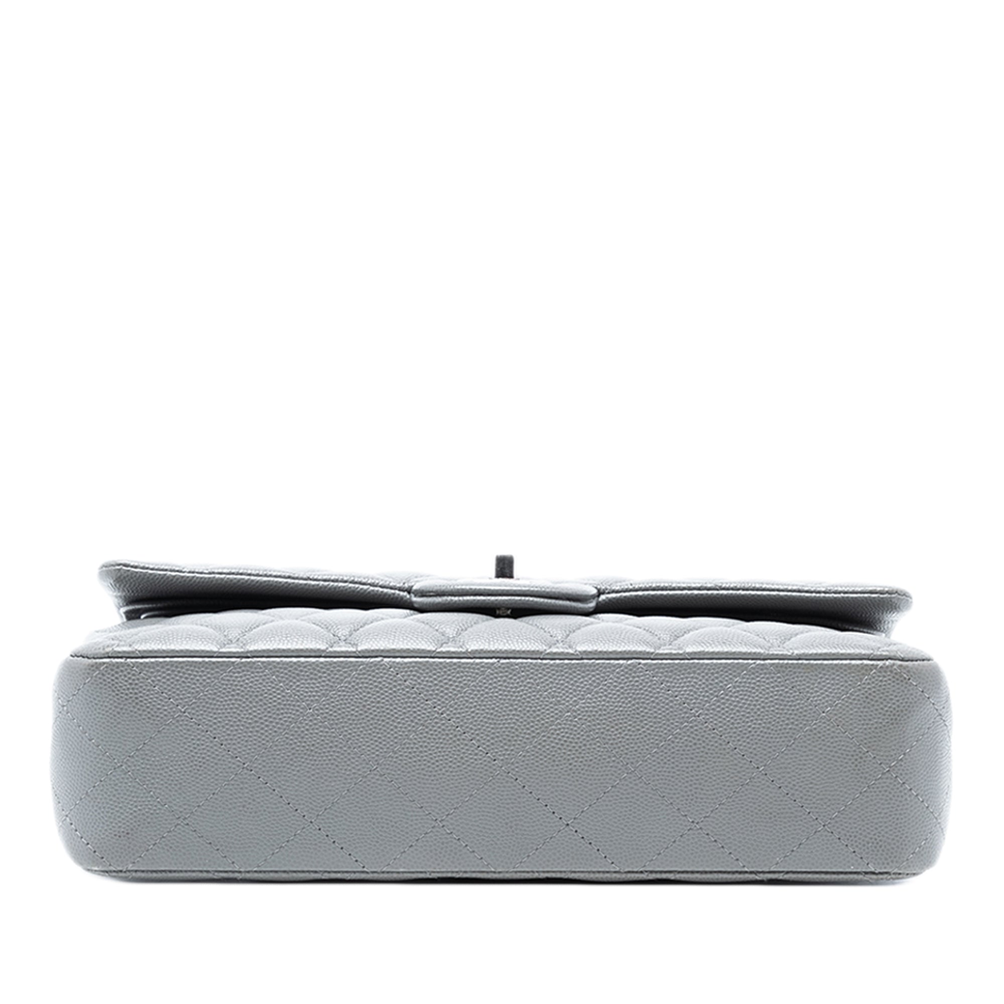 Chanel Medium Classic Caviar Double Flap - image 3