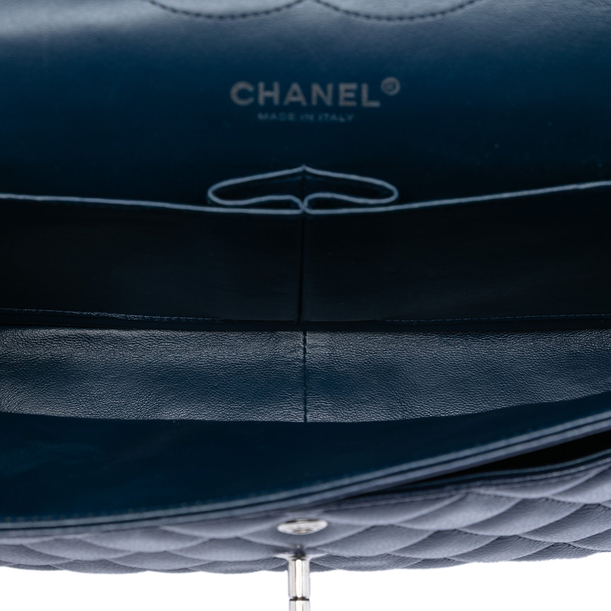 Chanel Jumbo Classic Caviar Double Flap - image 4