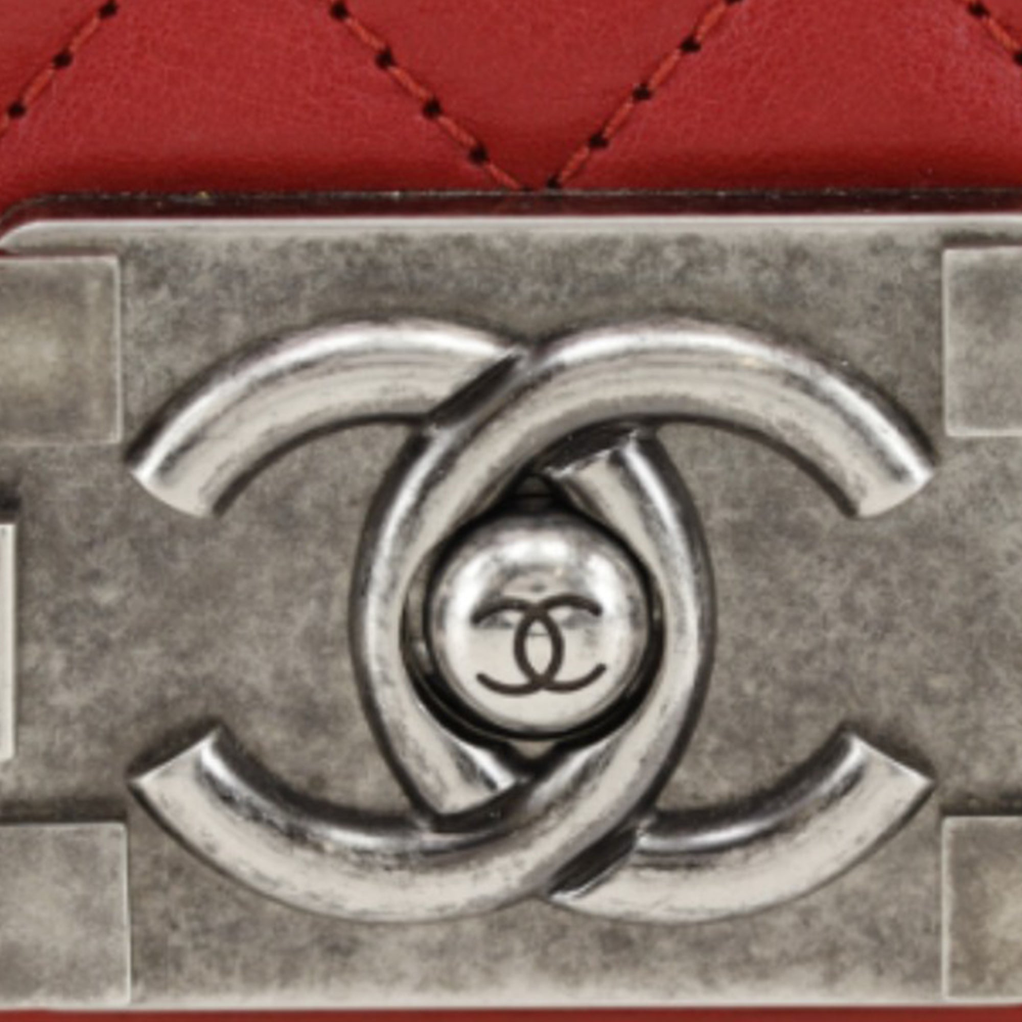 Chanel Old Medium Quilted Lambskin Boy Flap - image 11