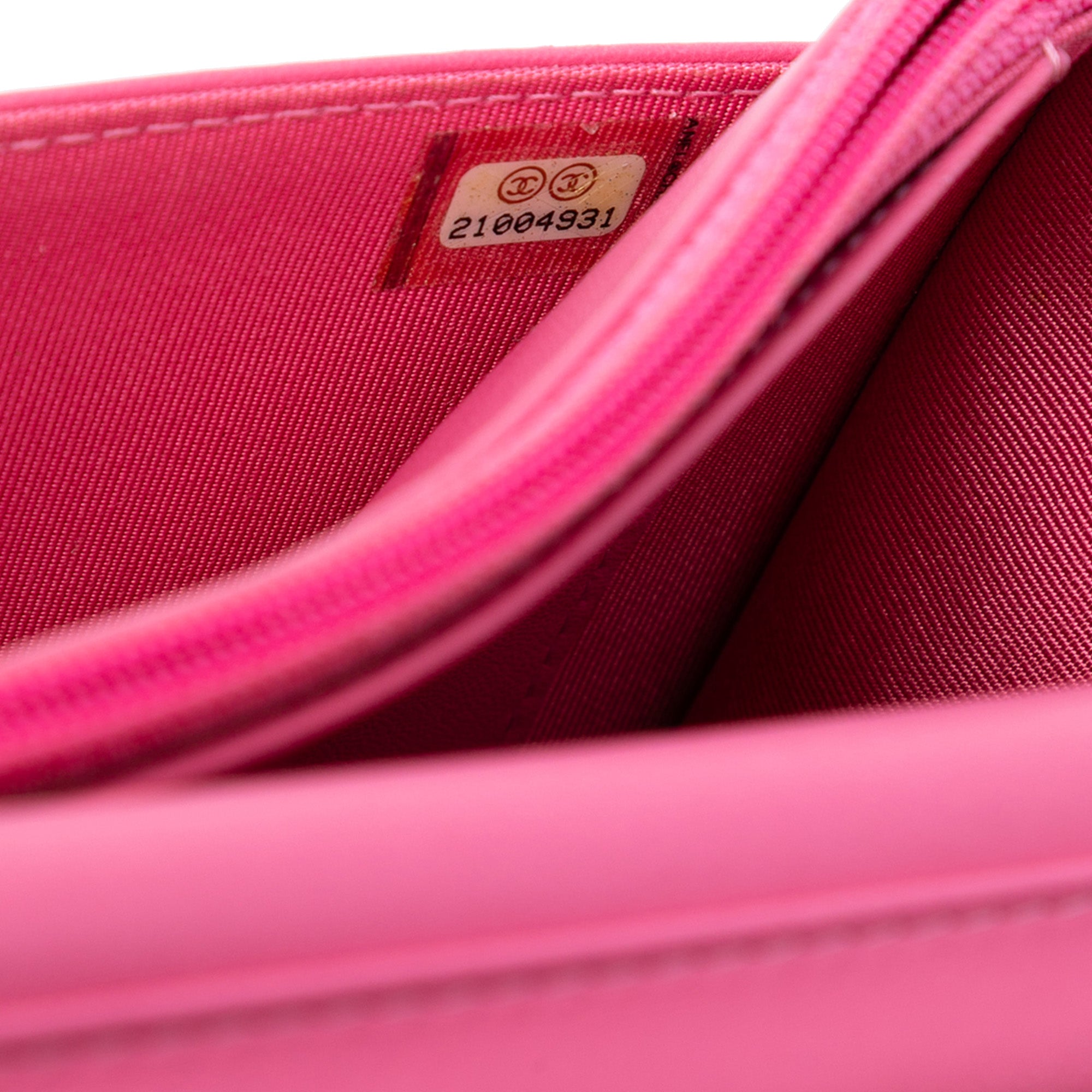 Chanel Ombre Lambskin Degrade Wallet On Chain - image 6
