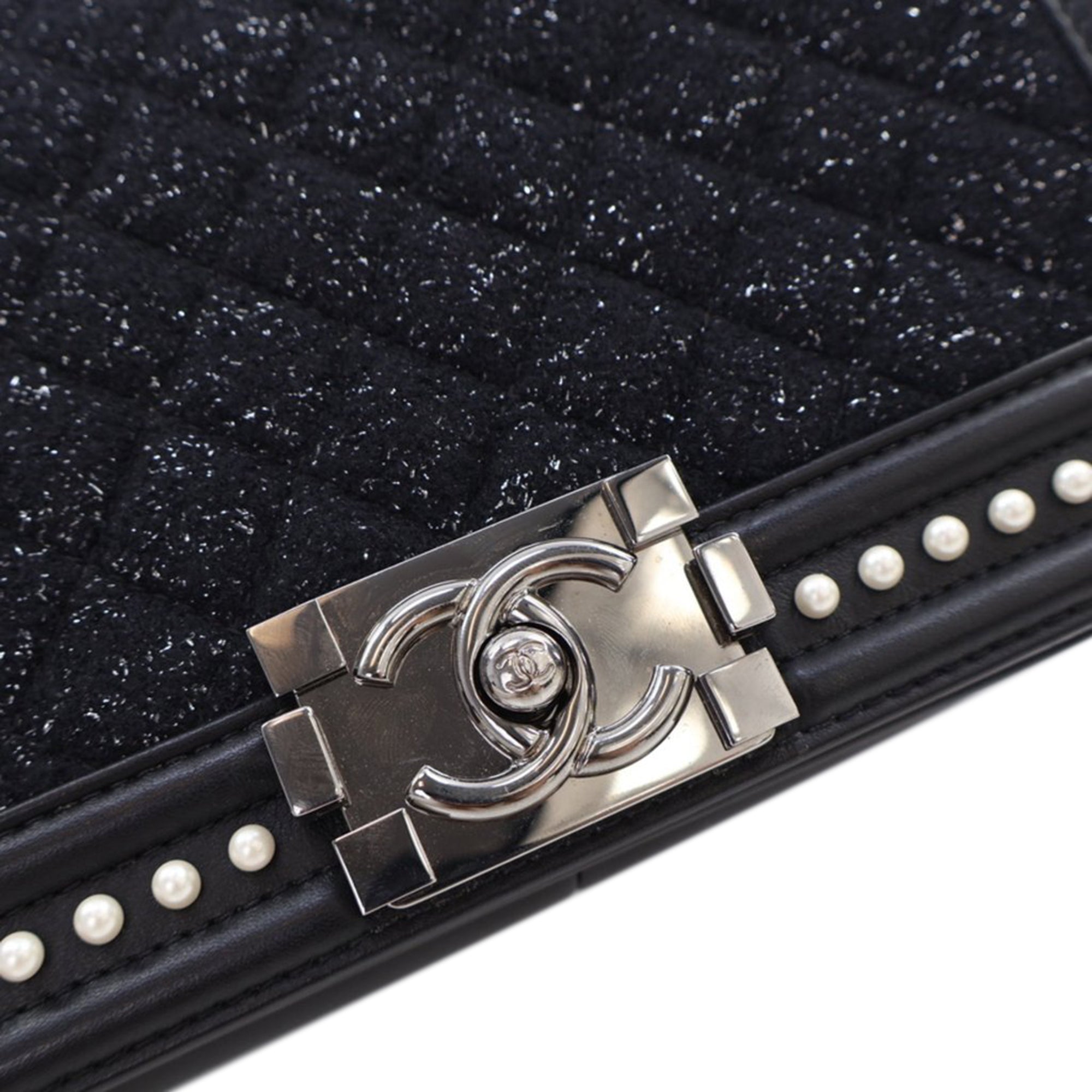 Chanel Old Medium Quilted Tweed and Calfskin Pearl Boy Flap - image 10