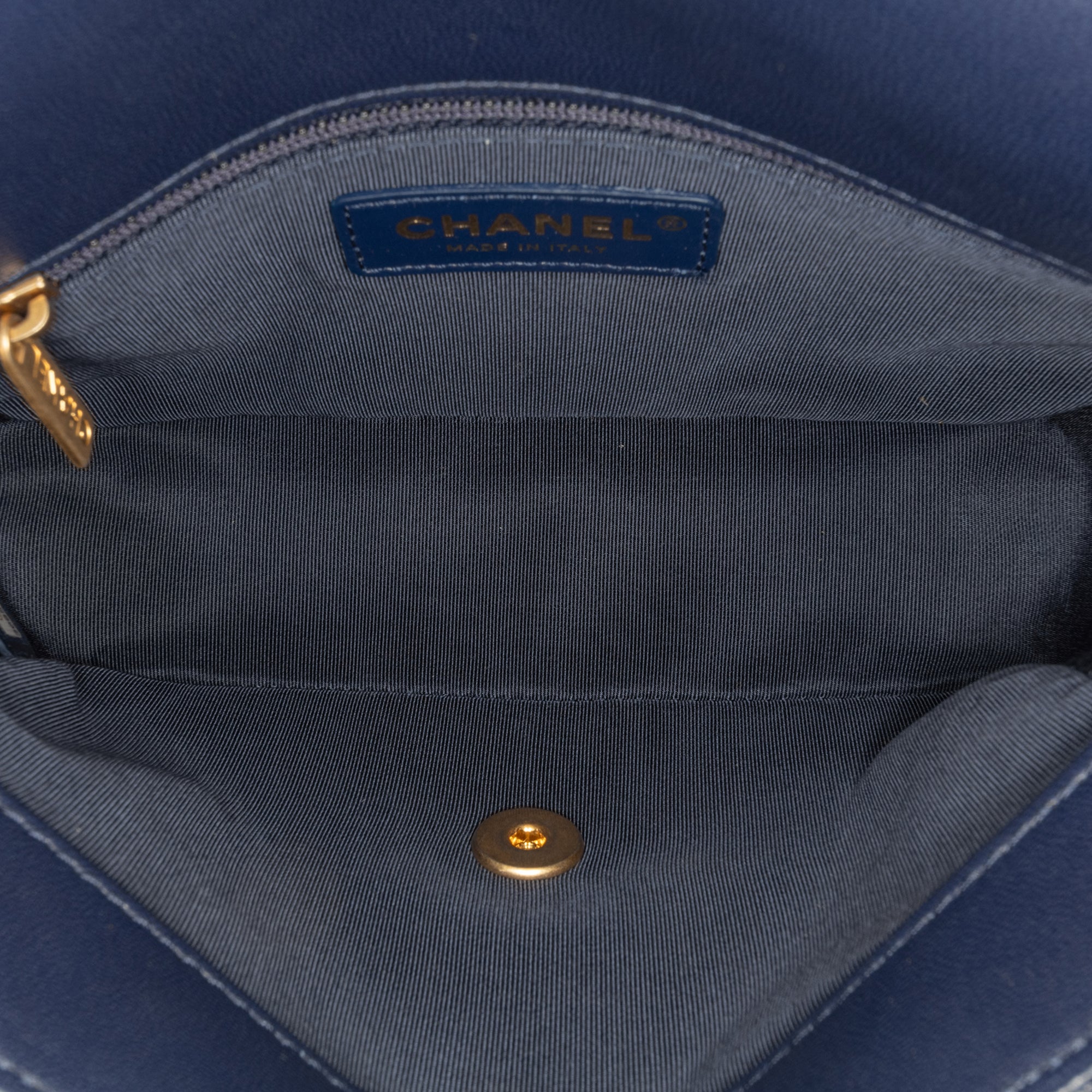 Chanel Lambskin CC Coin Flap - image 4