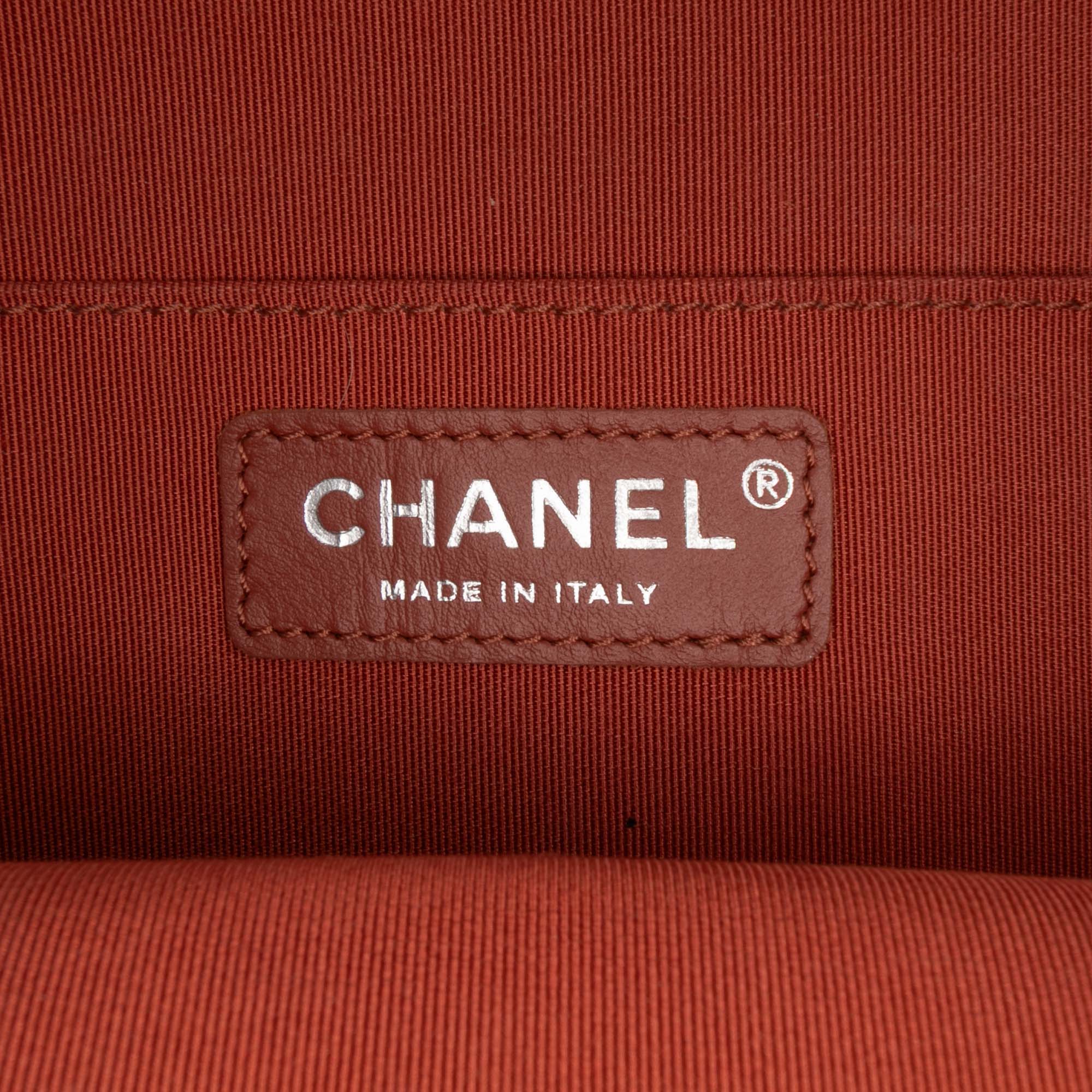 Chanel Paris-Hamburg Small Chevron Calfskin Double Camera Case - image 5