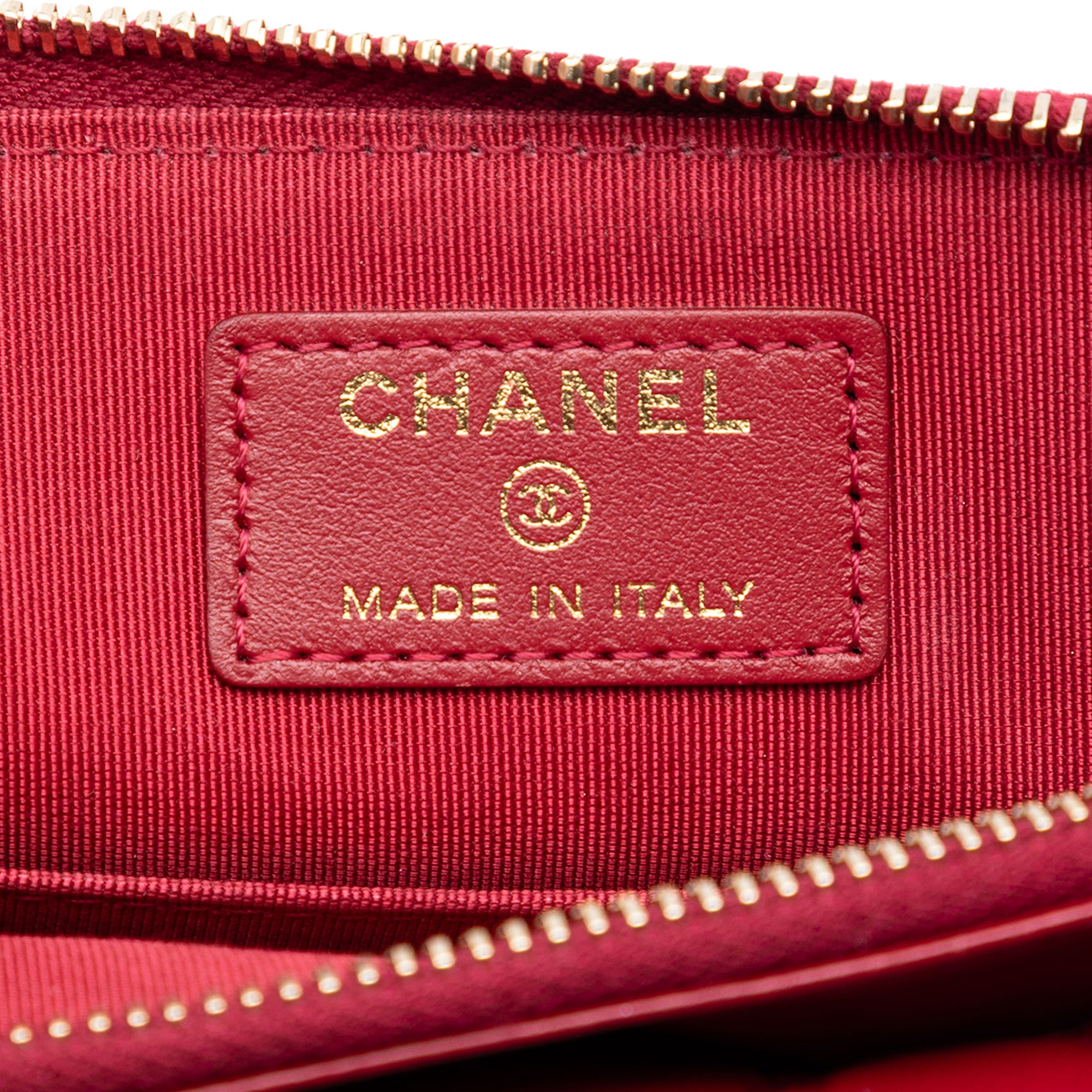 Chanel Quilted Aged Calfskin Reissue 2.55 Wallet on Chain - image 5