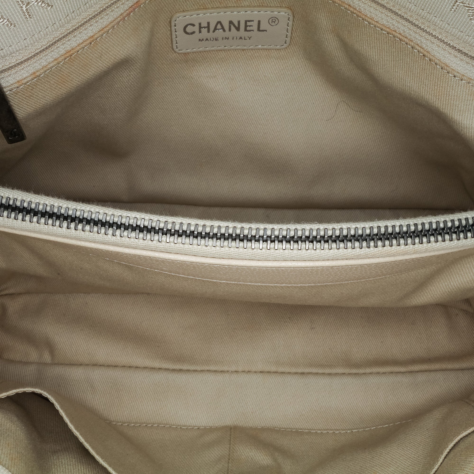Chanel Large Shiny Quilted Lambskin Burgundy Rocks Flap - image 4