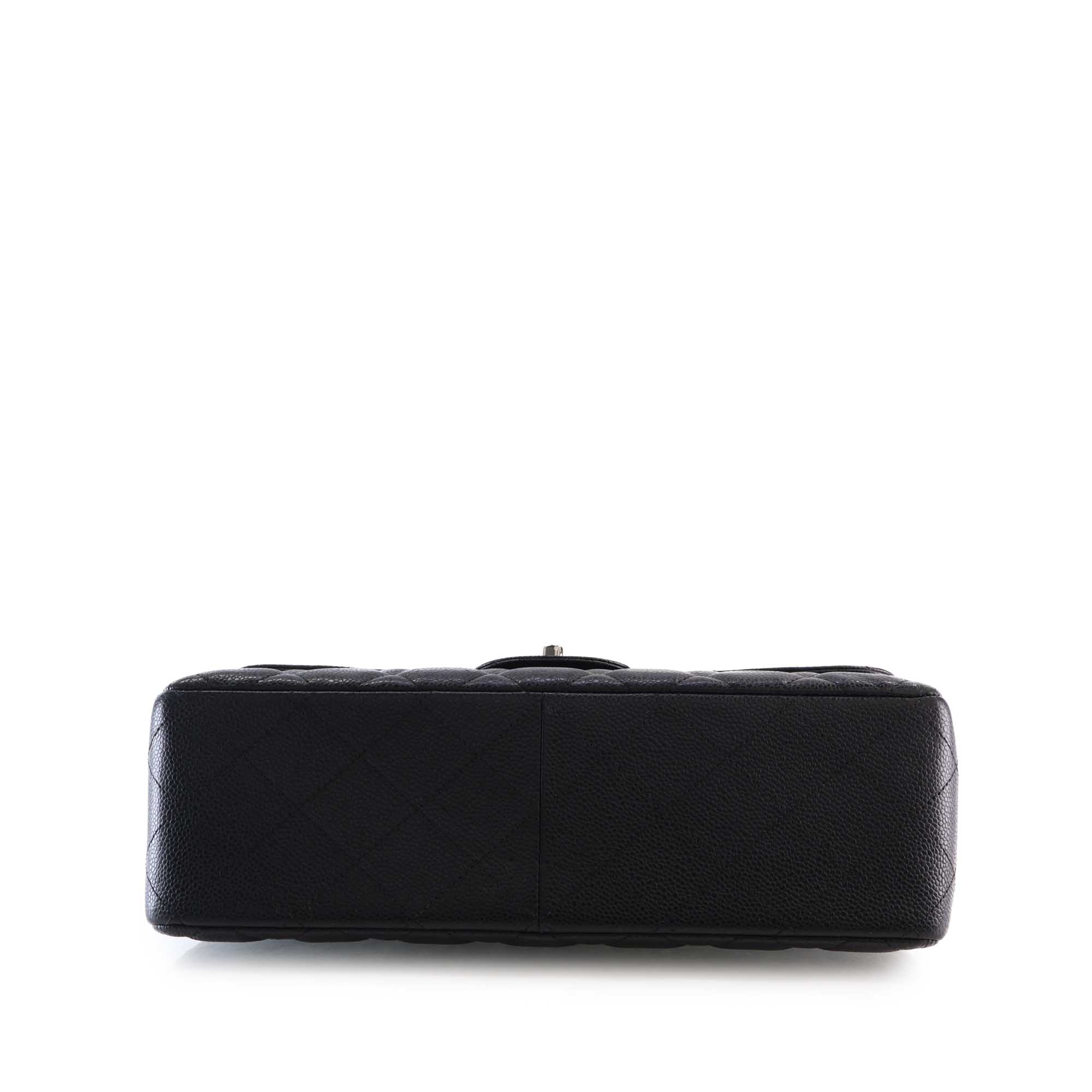 Chanel Jumbo Classic Caviar Double Flap - image 5