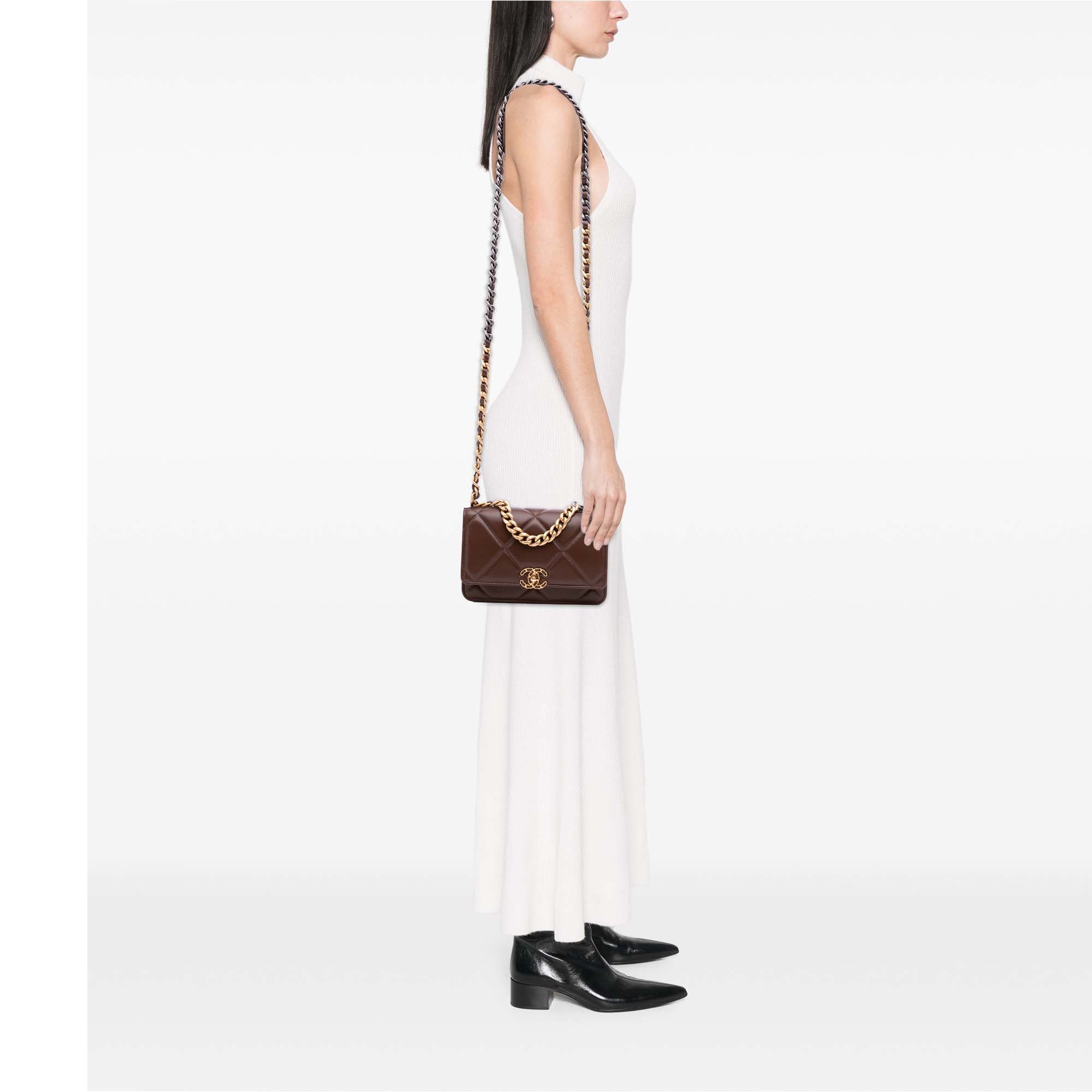 Chanel Quilted Lambskin 19 Wallet on Chain - image 11