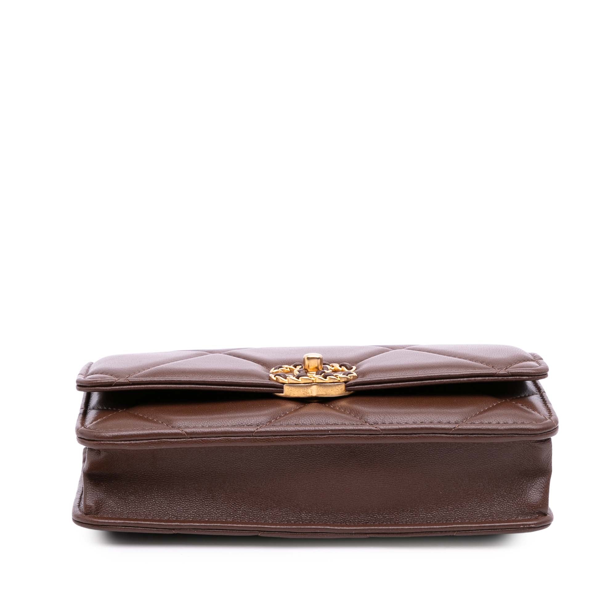 Chanel Quilted Lambskin 19 Wallet on Chain - image 3