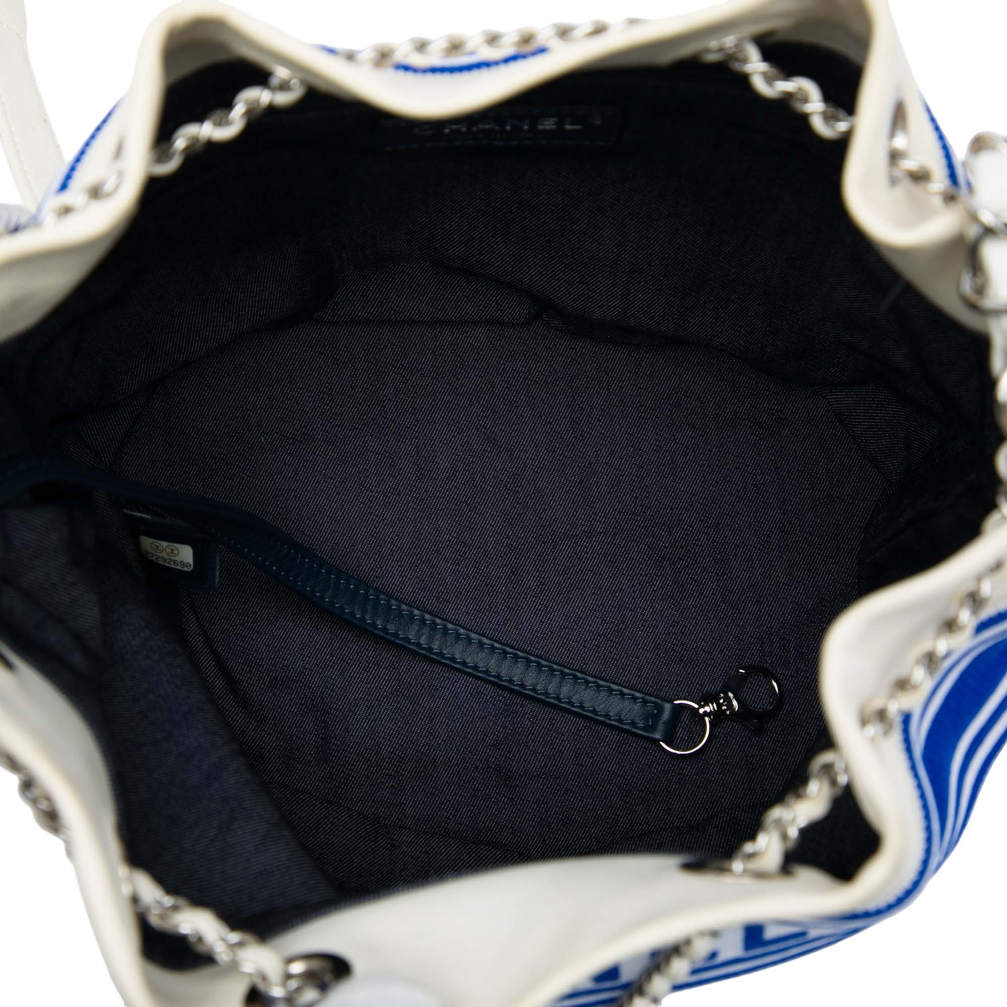 Chanel Venise Biarritz Mixed Fibers and Lambskin Drawstring Bucket Bag - image 4
