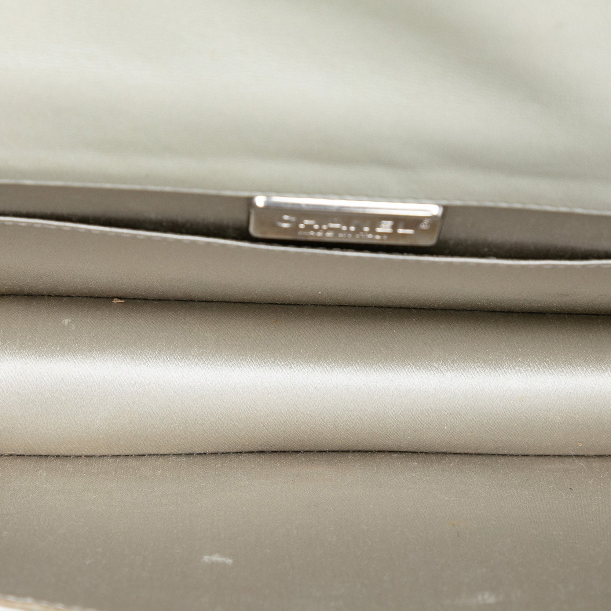 Chanel Quilted Lambskin Boy Flap Clutch - image 4