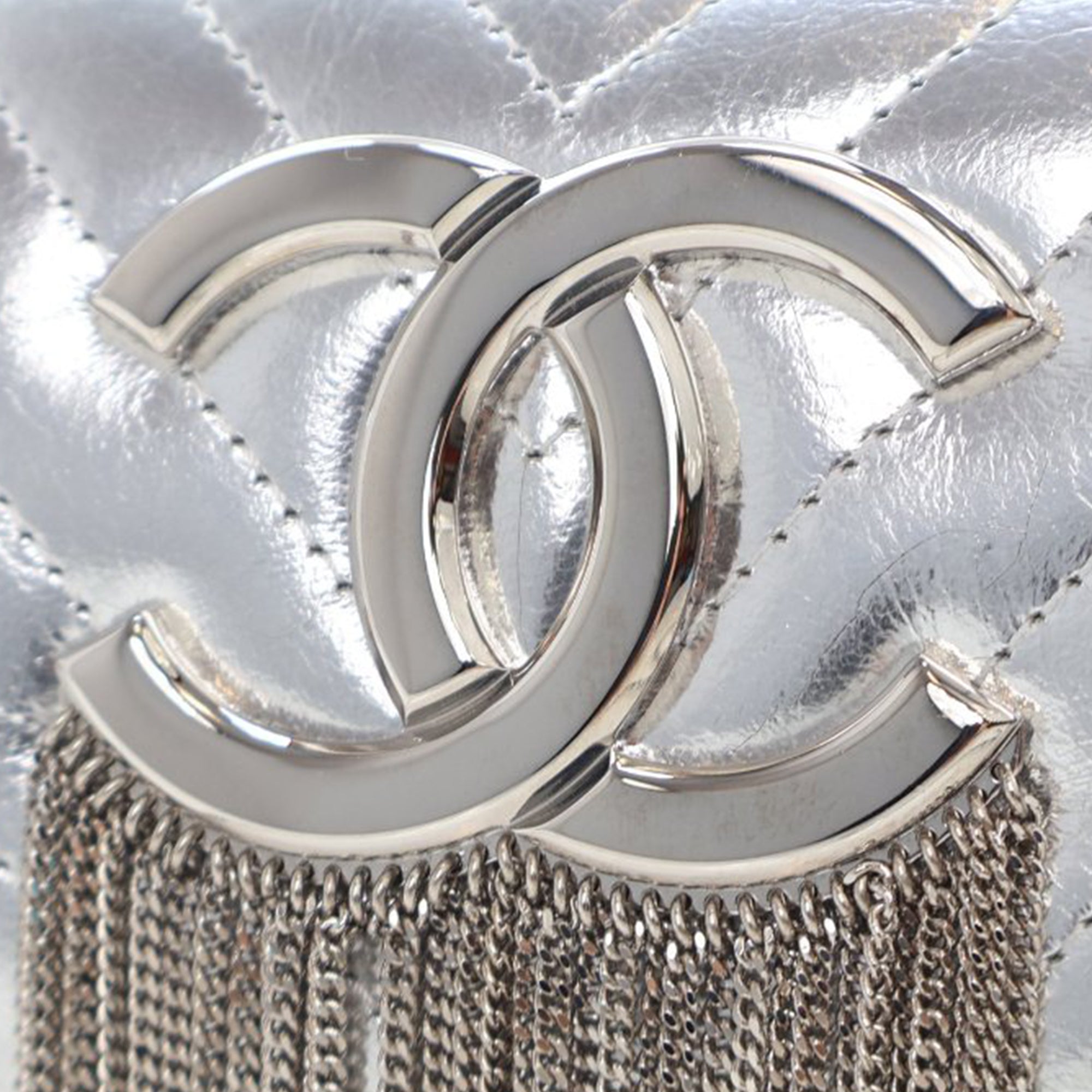 Chanel CC Chevron Metallic Crumpled Lambskin Fringe Evening Bag - image 10