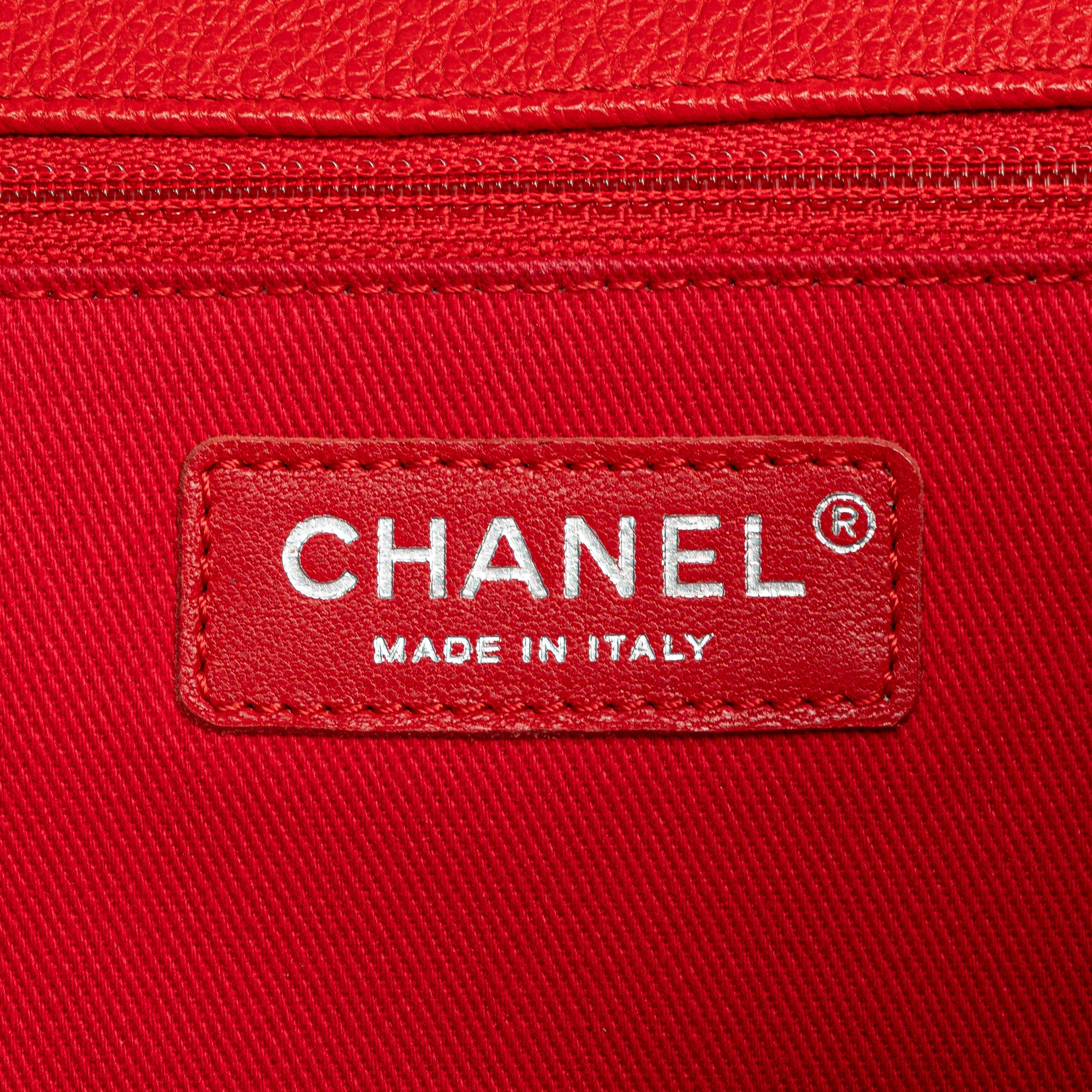 Chanel CC Quilted Caviar Drawstring Backpack - image 5