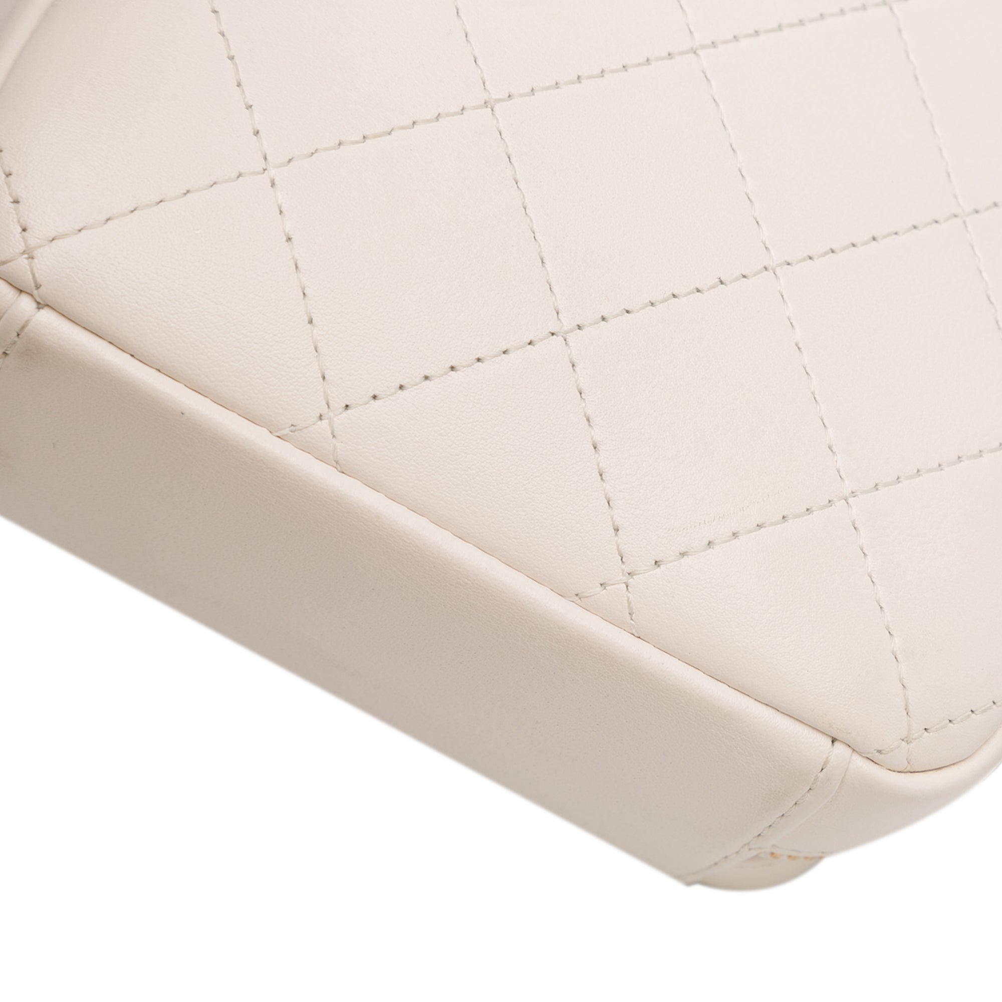 Chanel CC Lambskin Round Handle Camera Case - image 9