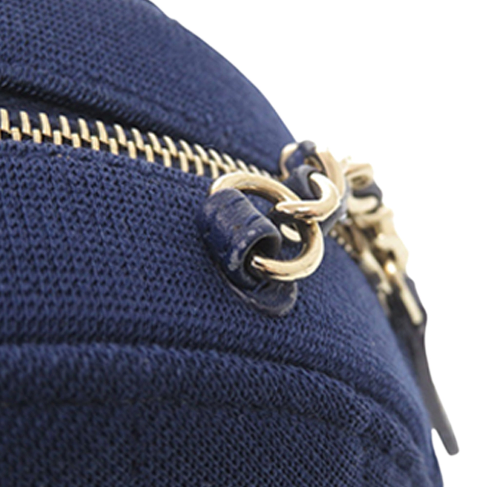 Chanel CC Quilted Jersey Round Clutch with Chain - image 12
