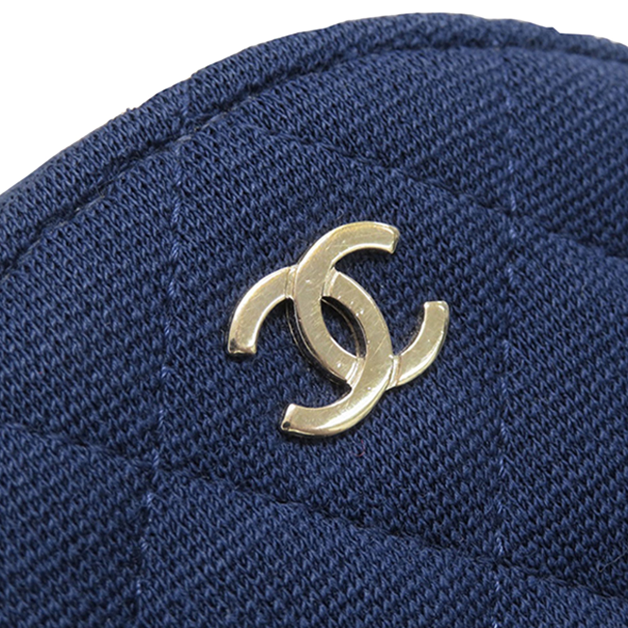Chanel CC Quilted Jersey Round Clutch with Chain - image 8