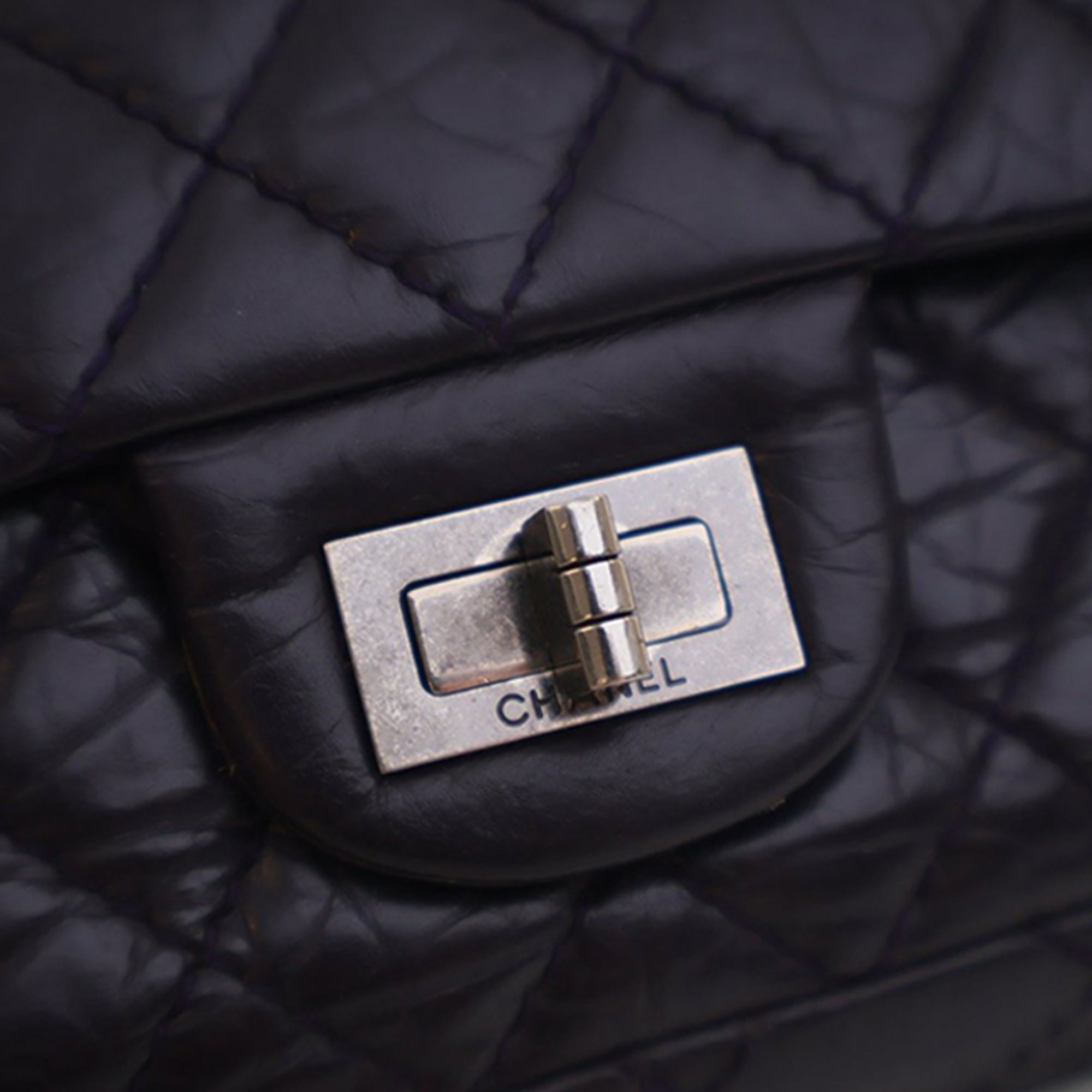 Chanel Quilted Aged Calfskin Reissue 2.55 Double Flap 225 - image 11