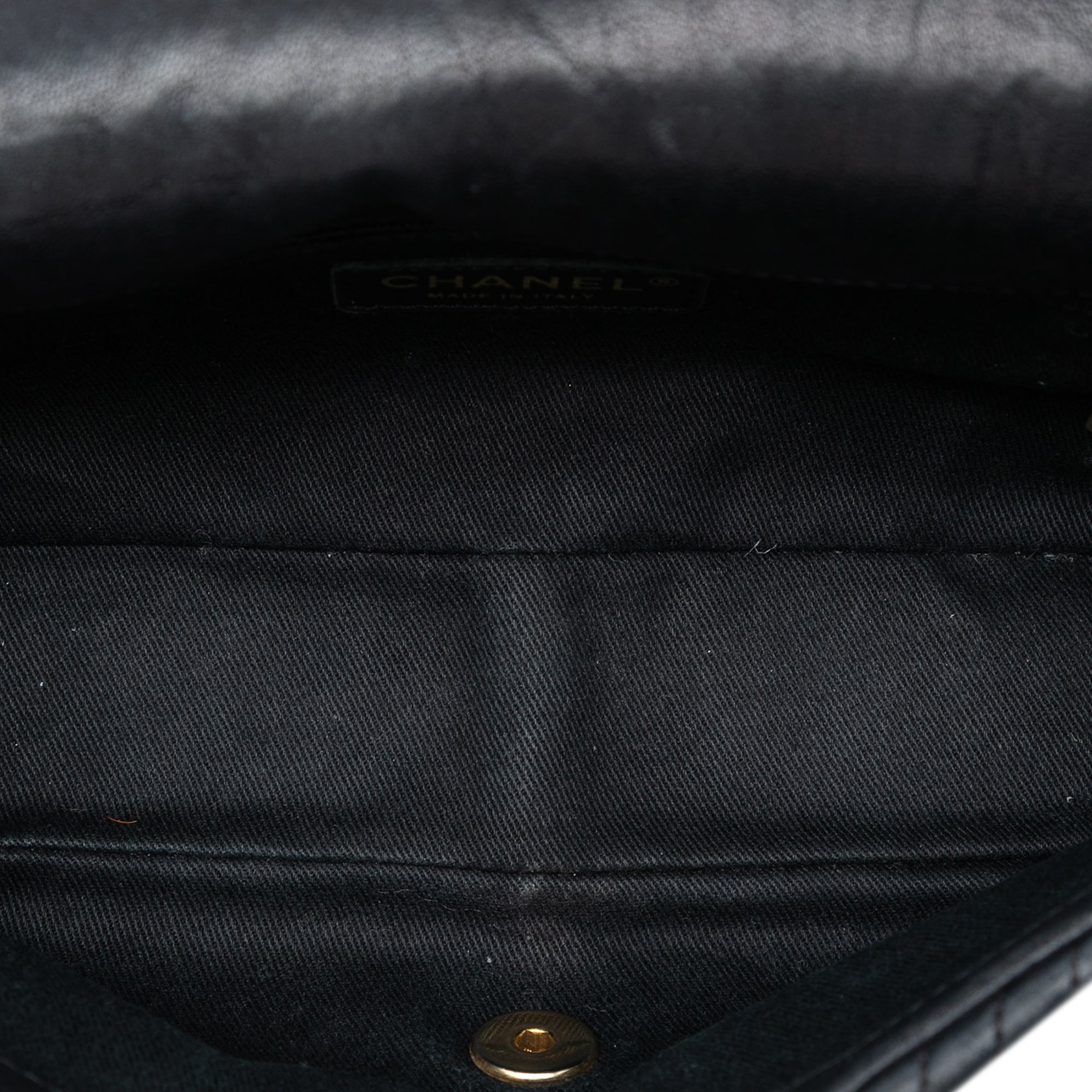 Chanel Medium Chevron Wrinkled Calfskin Medallion Charm Flap - image 4