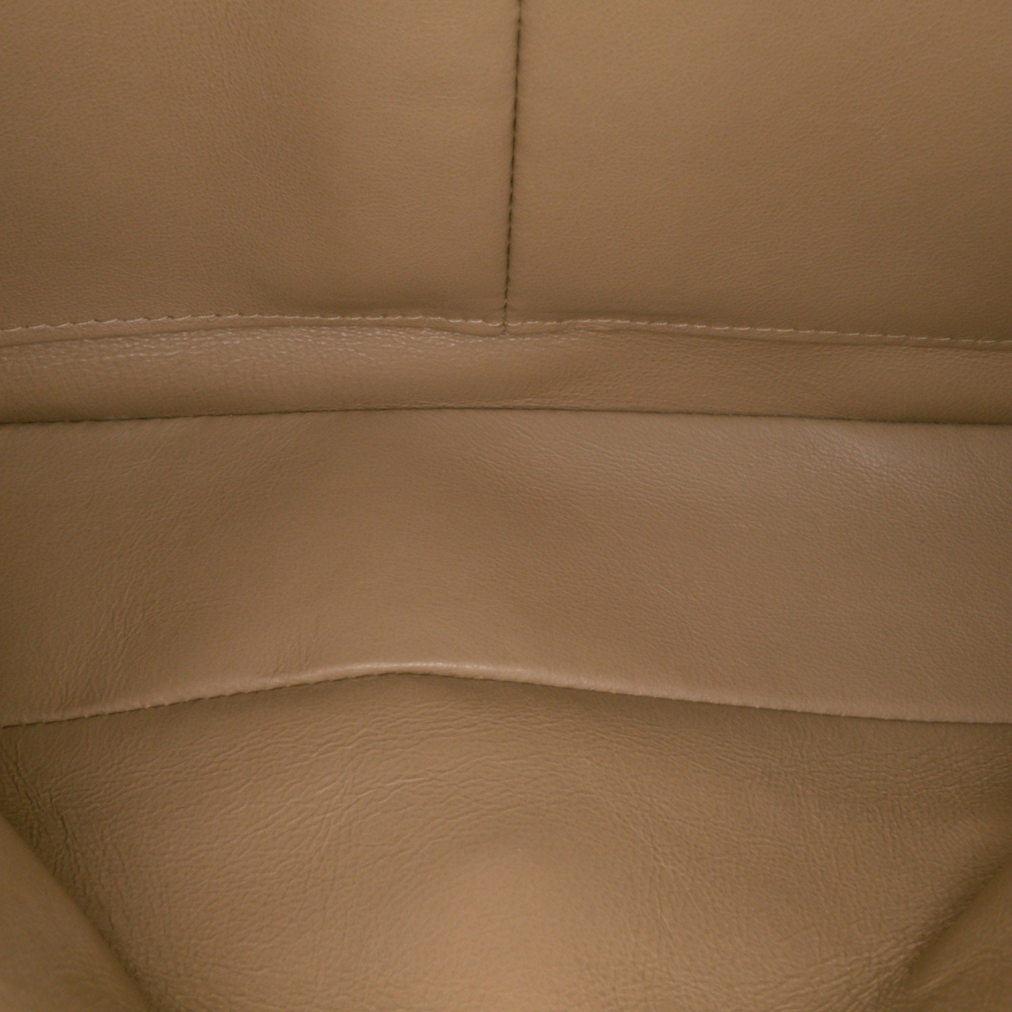 Chanel Medium Classic Lambskin Double Flap - image 4