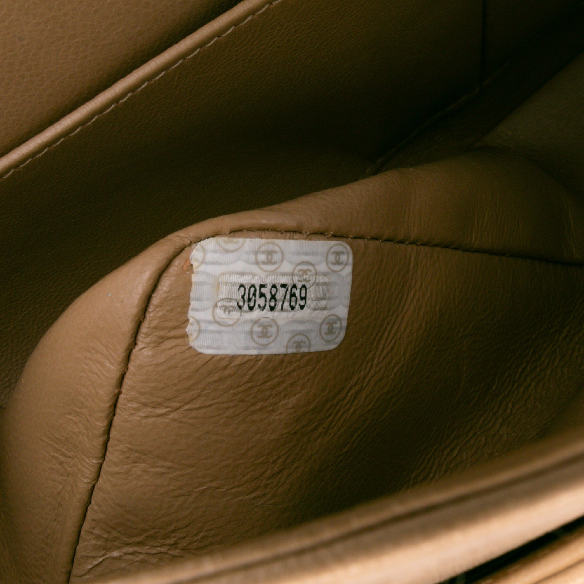Chanel Medium Classic Lambskin Double Flap - image 6