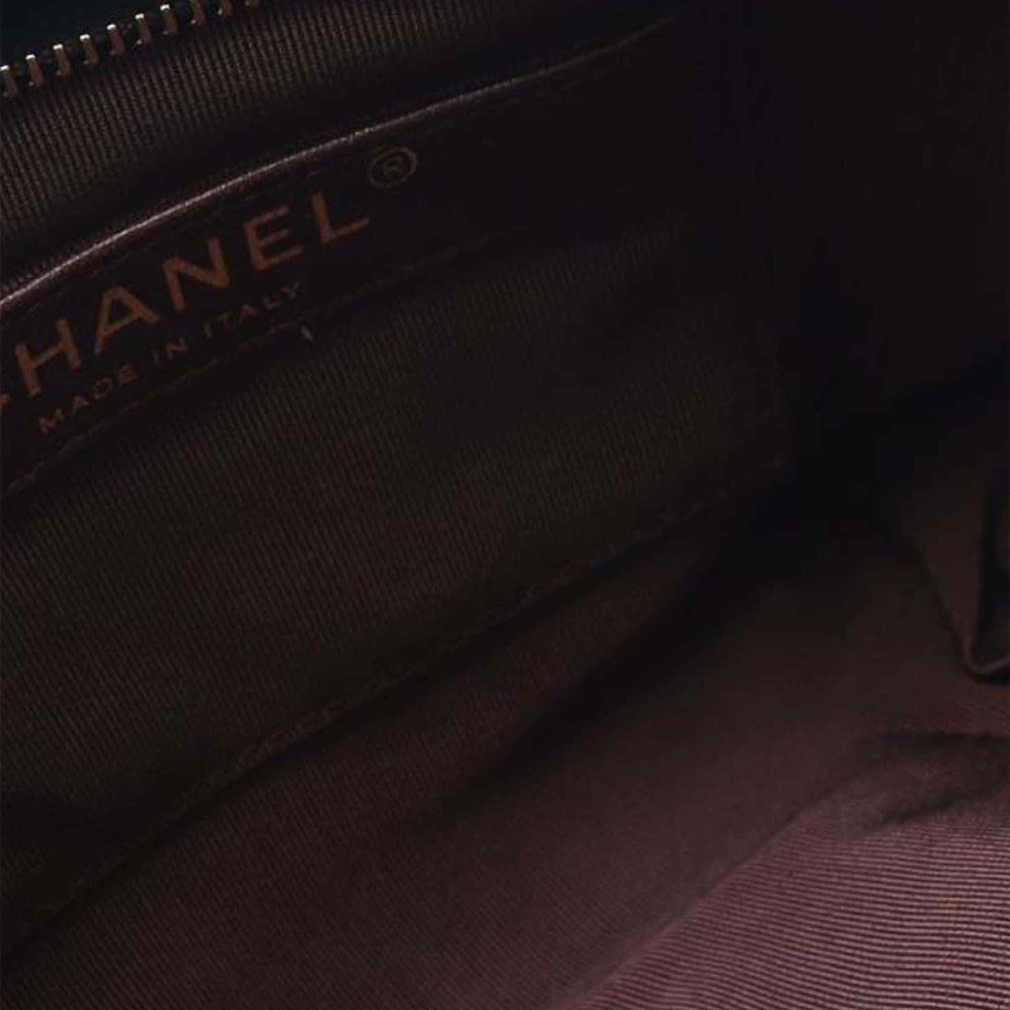 Chanel Lambskin Chain Frame Crossbody - image 3