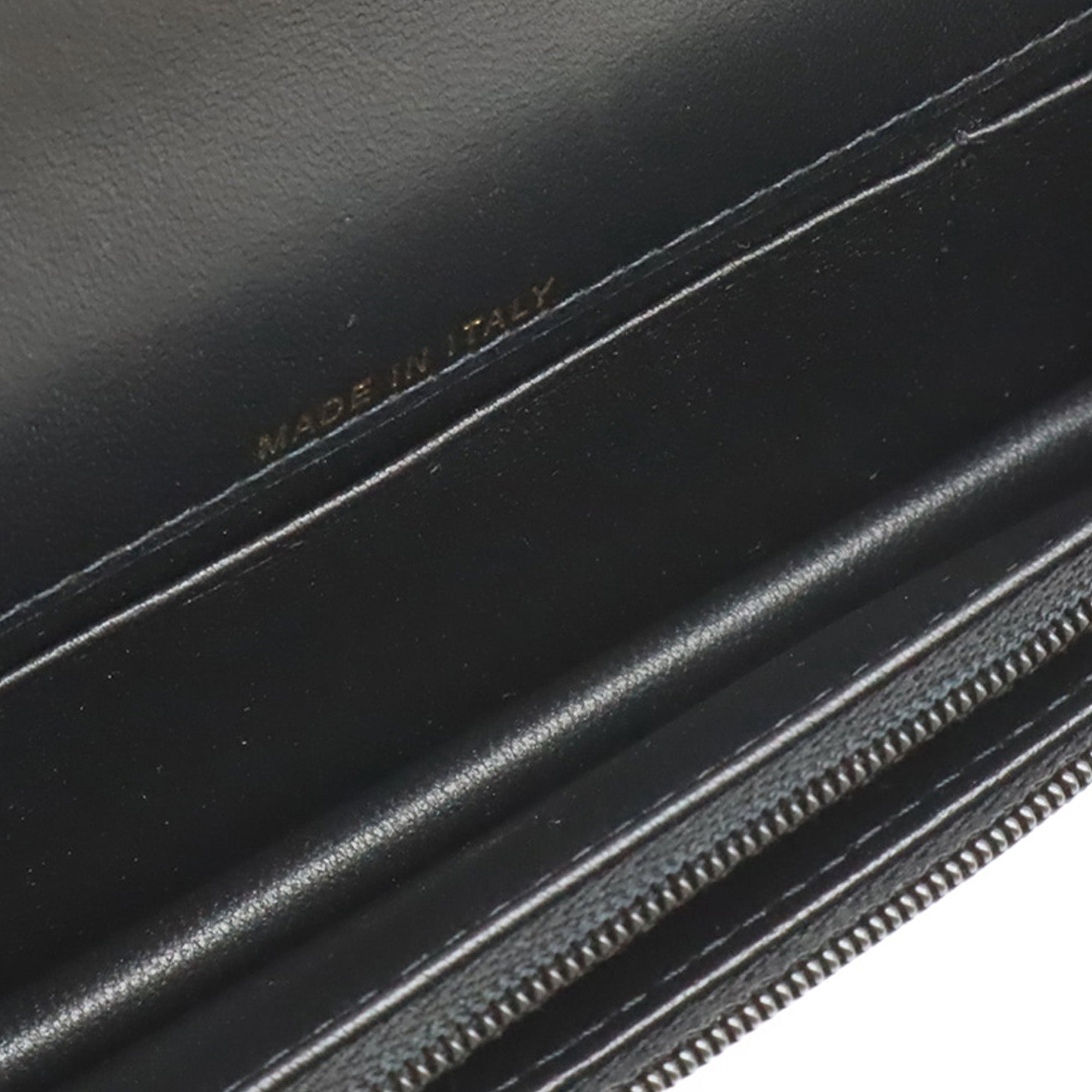 Chanel CC Quilted Lambskin Wooden Beads Top Handle Wallet On Chain - image 3