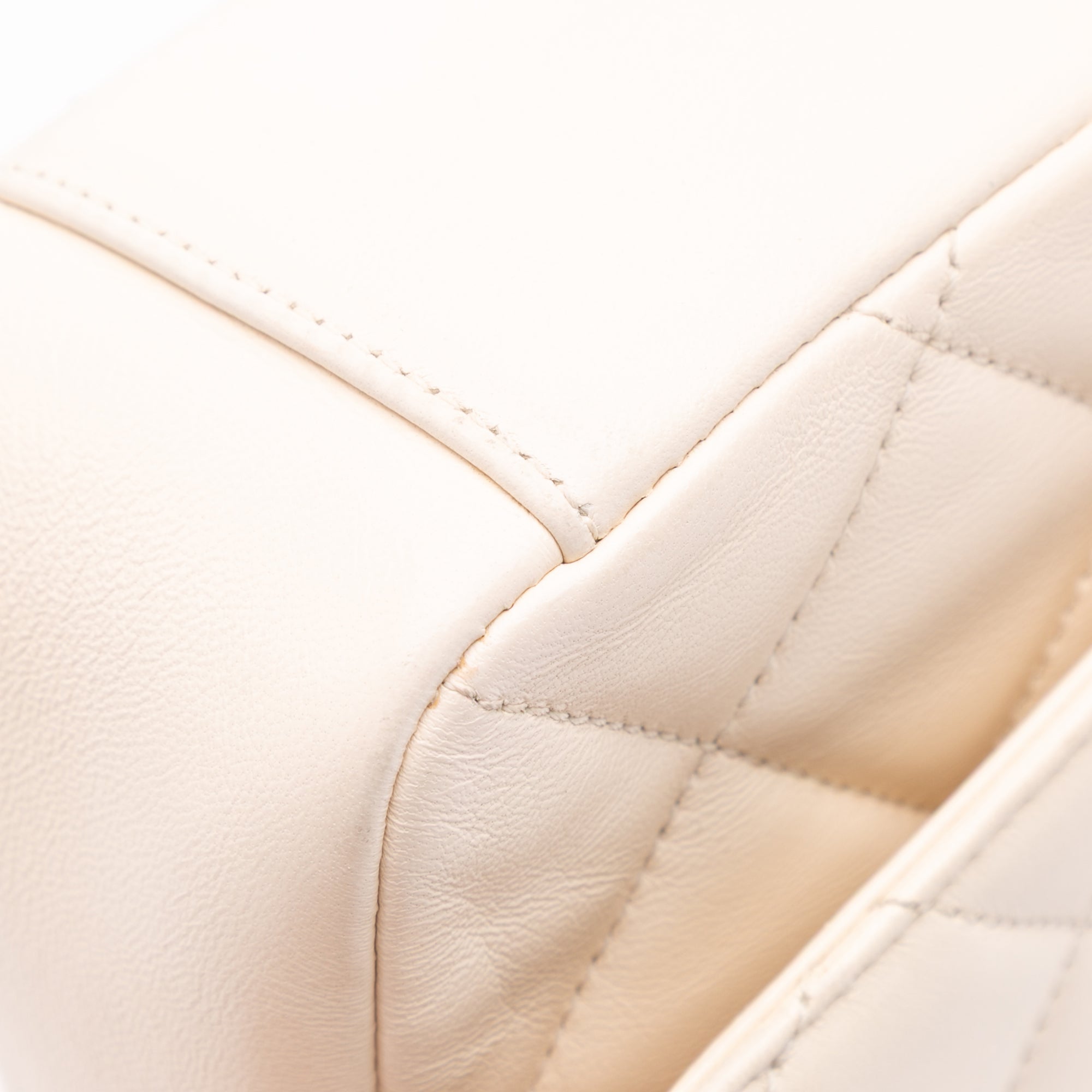 Chanel Medium Quilted Lambskin CC Coin Flap - image 9