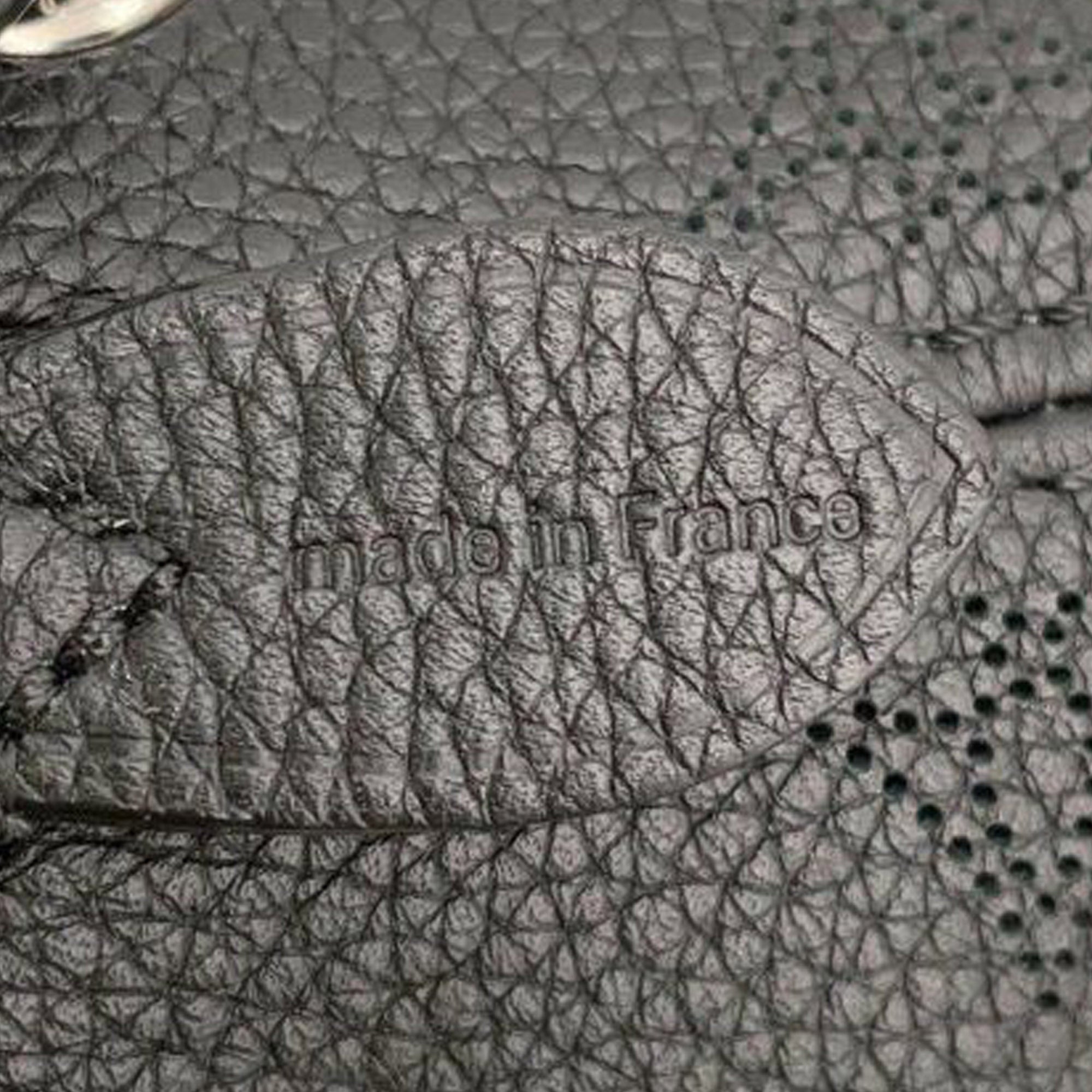 Louis Vuitton Monogram Mahina Bella - image 7