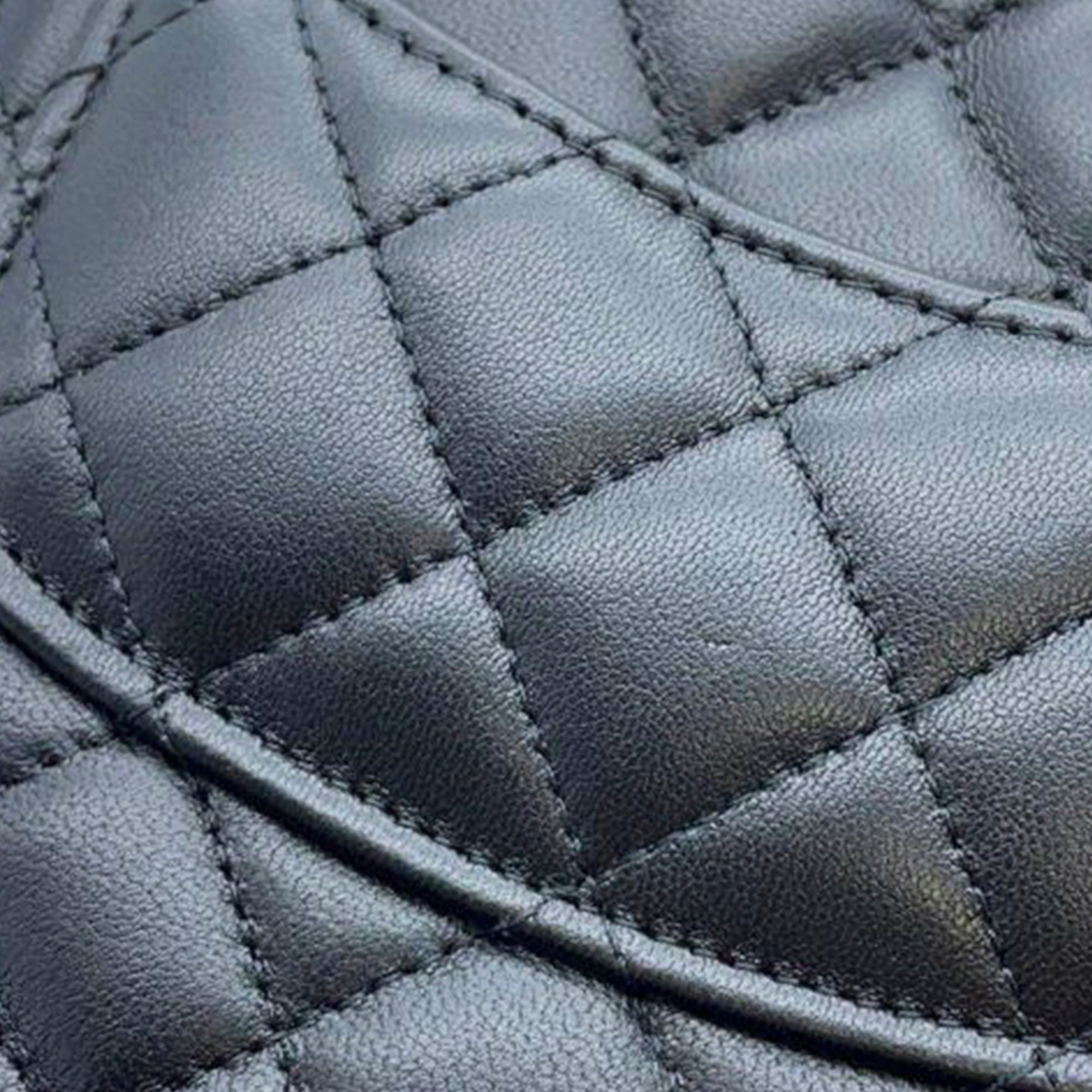 Chanel Mini Lambskin CC in Love Heart Crossbody - image 11