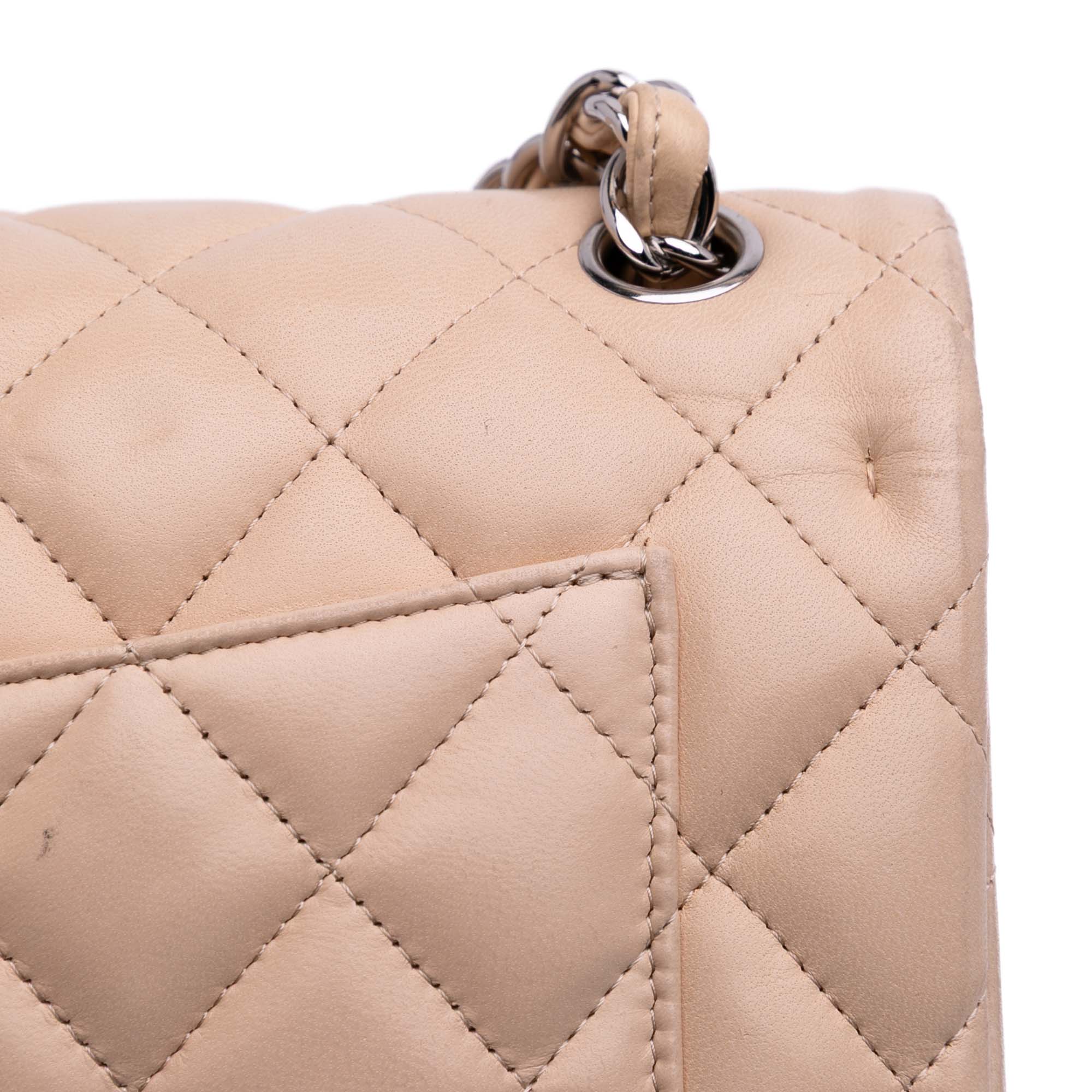 Chanel Jumbo Classic Lambskin Double Flap - image 11