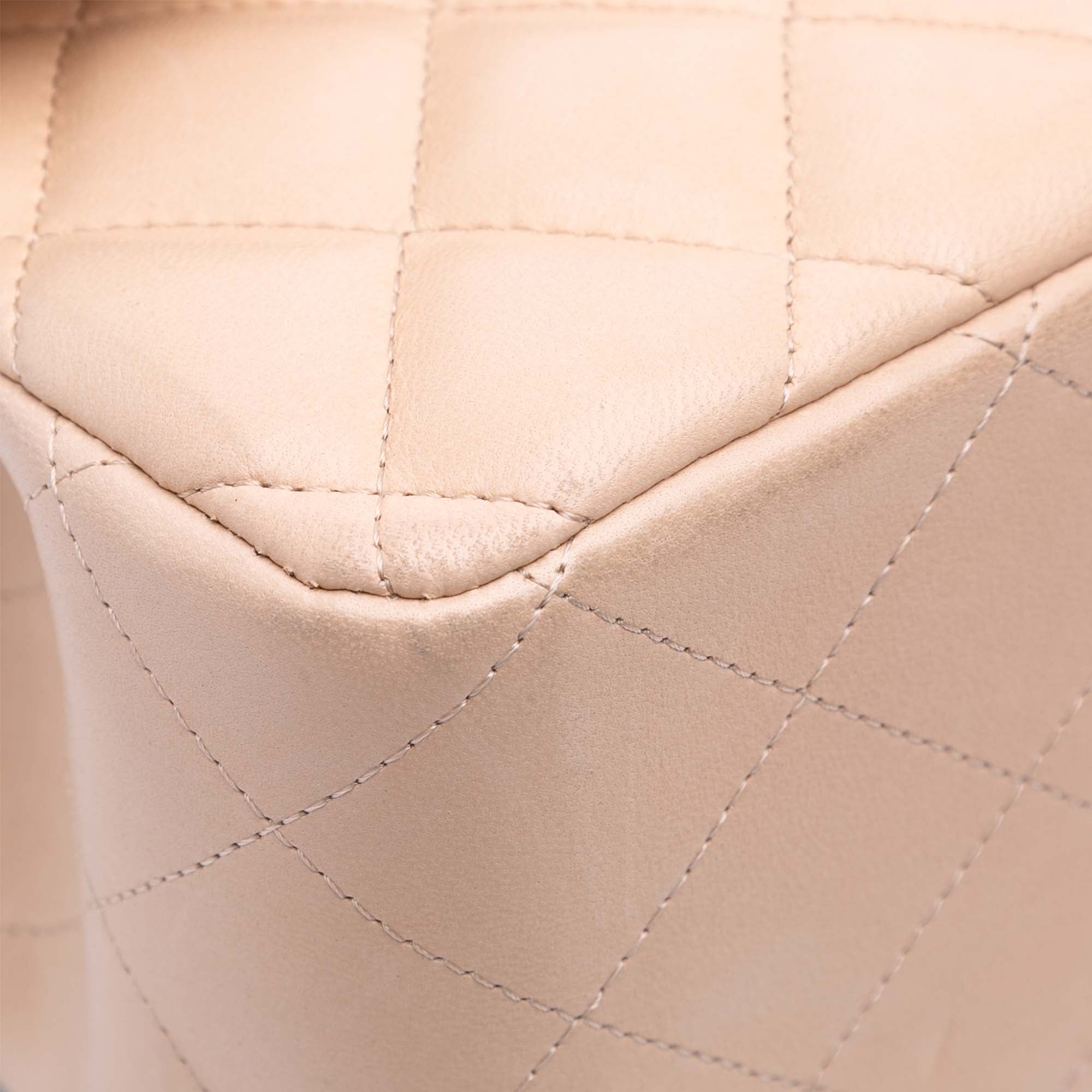 Chanel Jumbo Classic Lambskin Double Flap - image 7