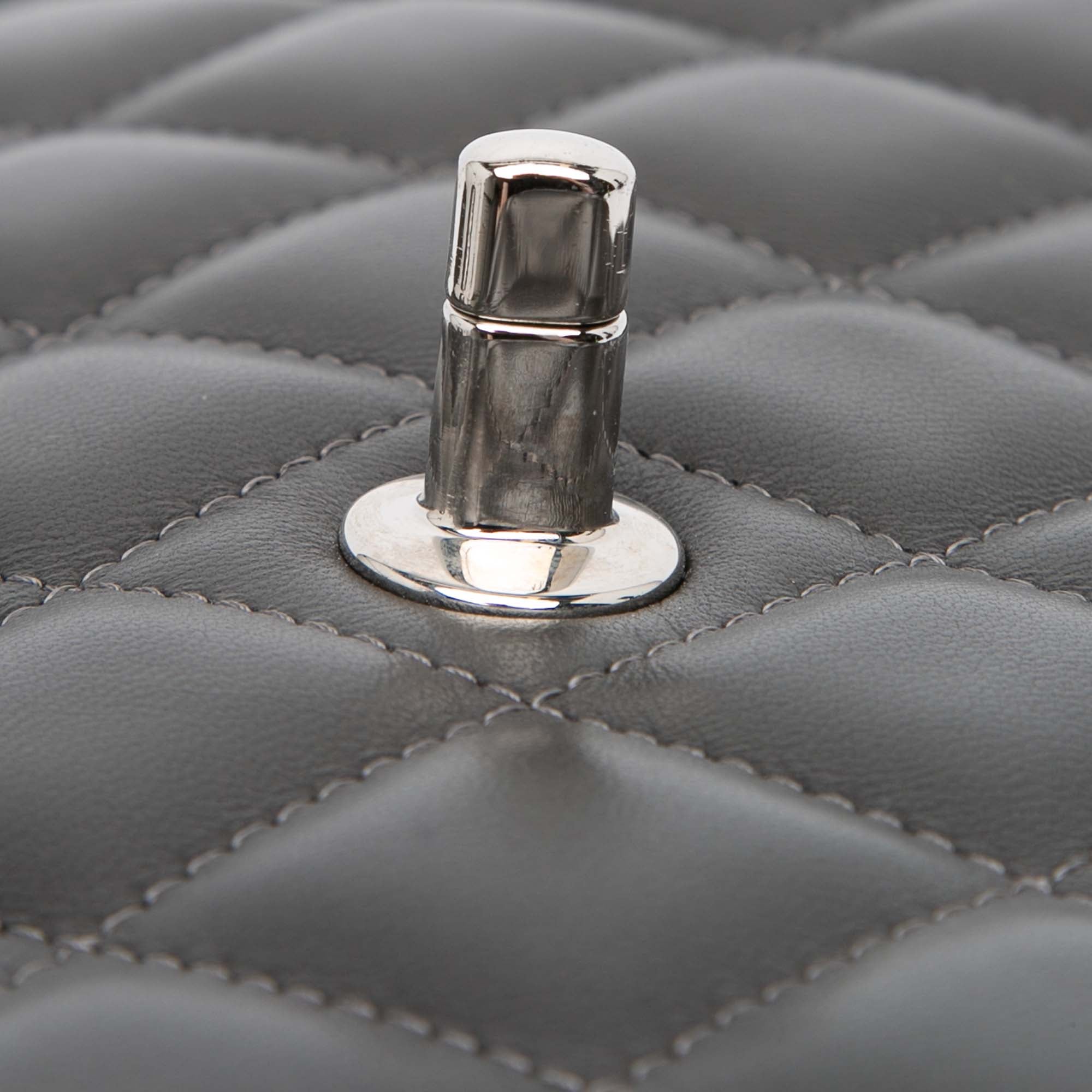 Chanel Jumbo Classic Lambskin Double Flap - image 8