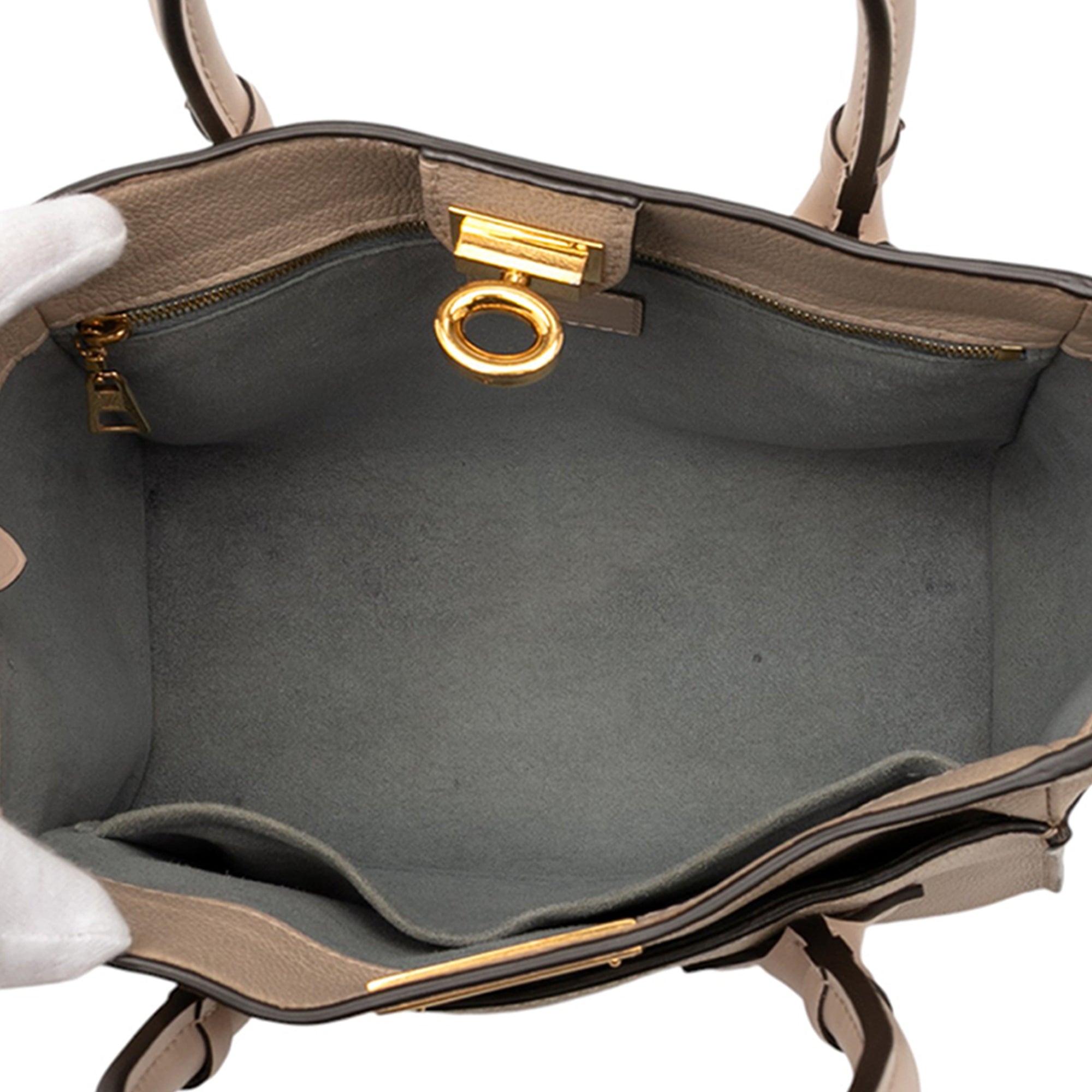 Louis Vuitton Monogram On My Side PM - image 4