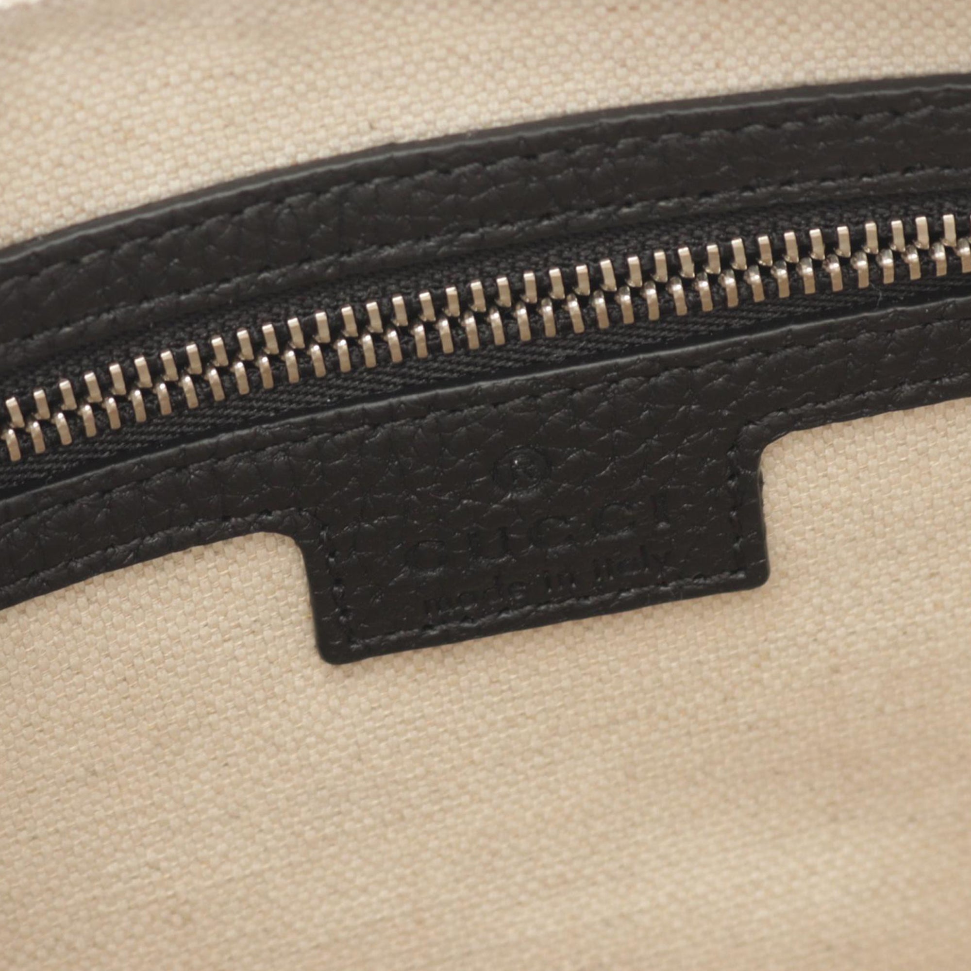 Gucci Small Jumbo GG Embossed Leather Crossbody - image 4