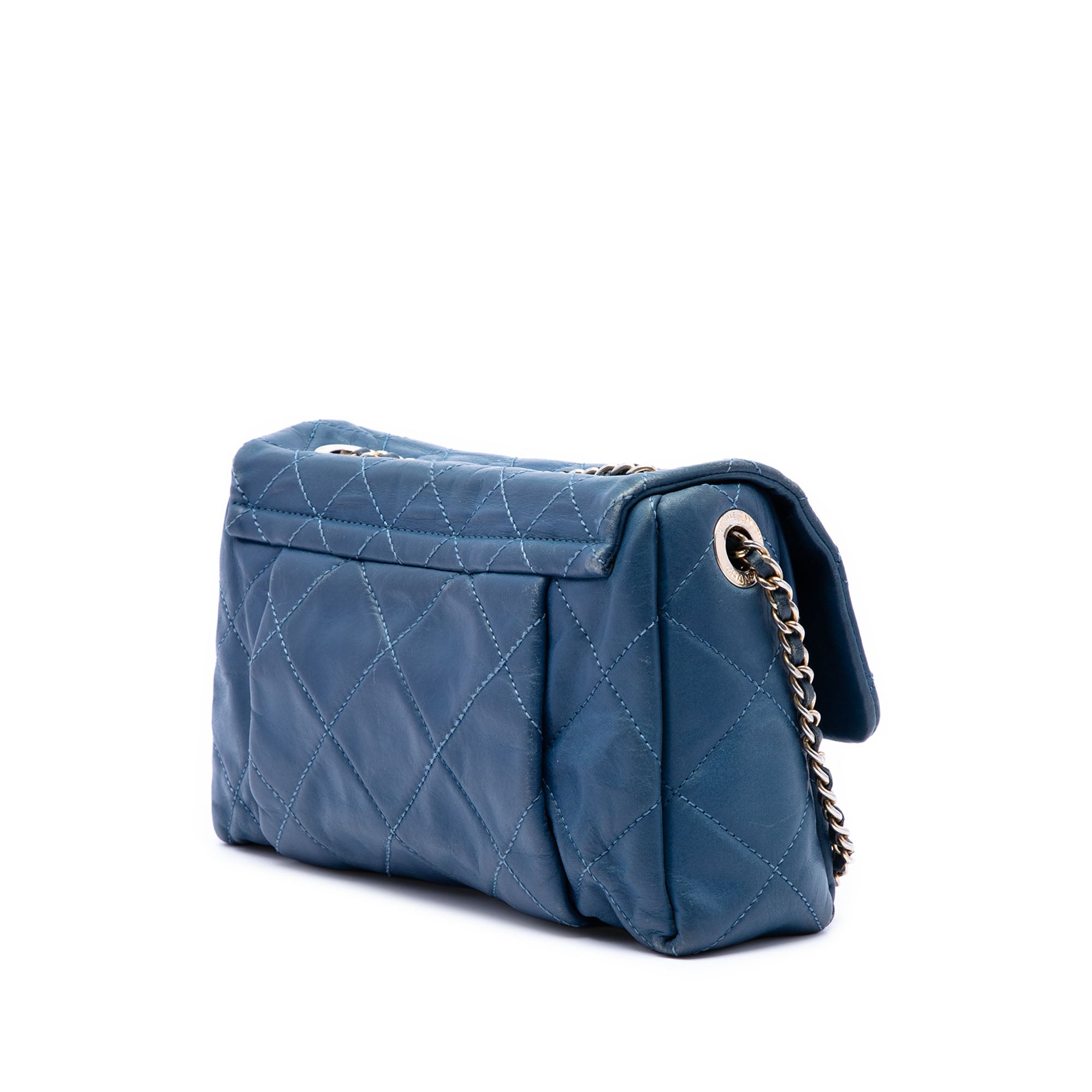 Chanel Small Quilted Iridescent Calfskin Chic Quilt Flap - image 2