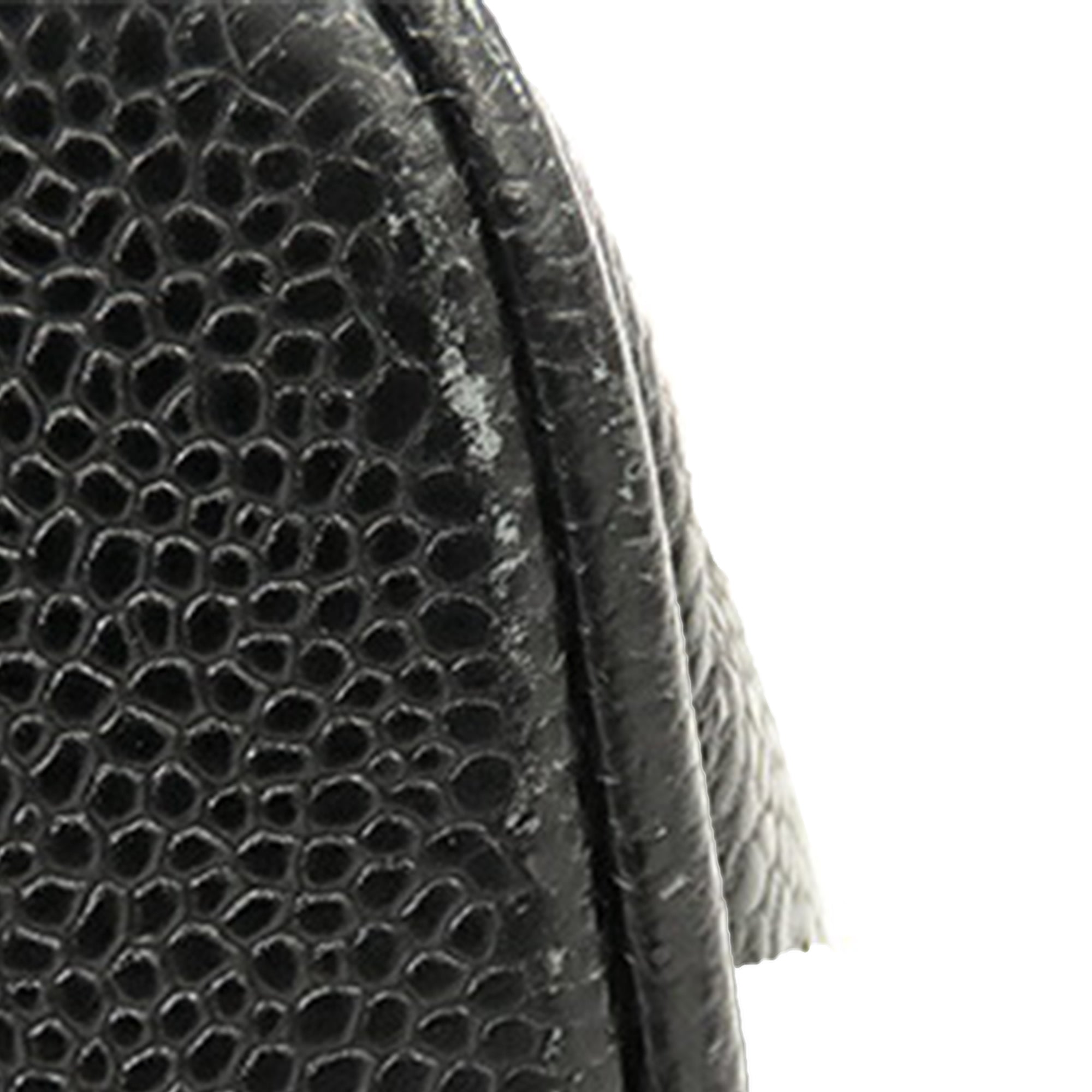 Chanel Caviar Medallion Tote - image 17