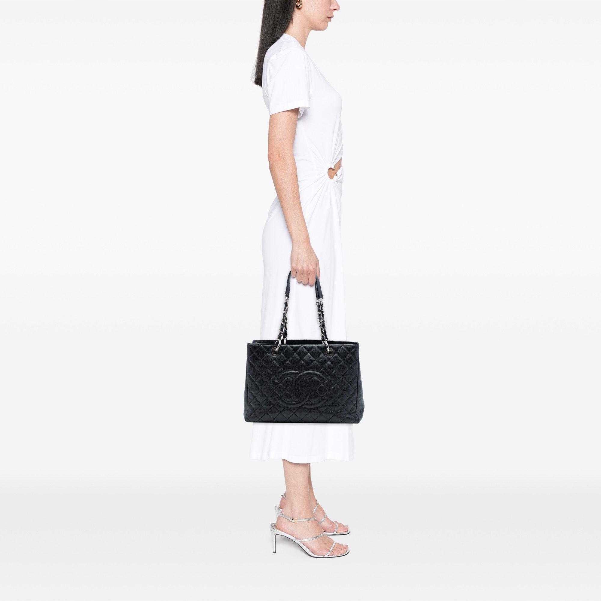 Chanel Caviar Grand Shopping Tote - image 6