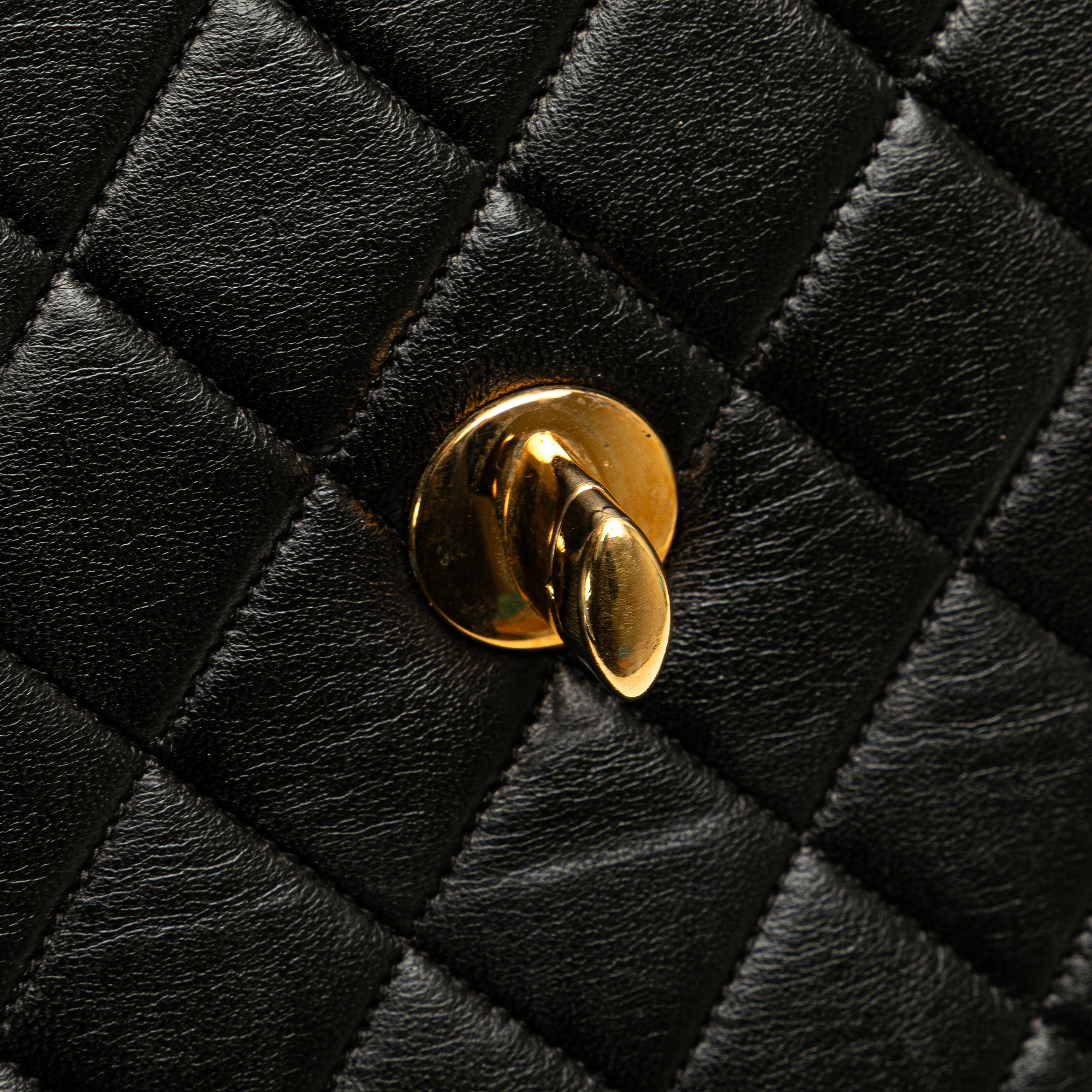 Chanel Jumbo XL Classic Lambskin Single Flap - image 8