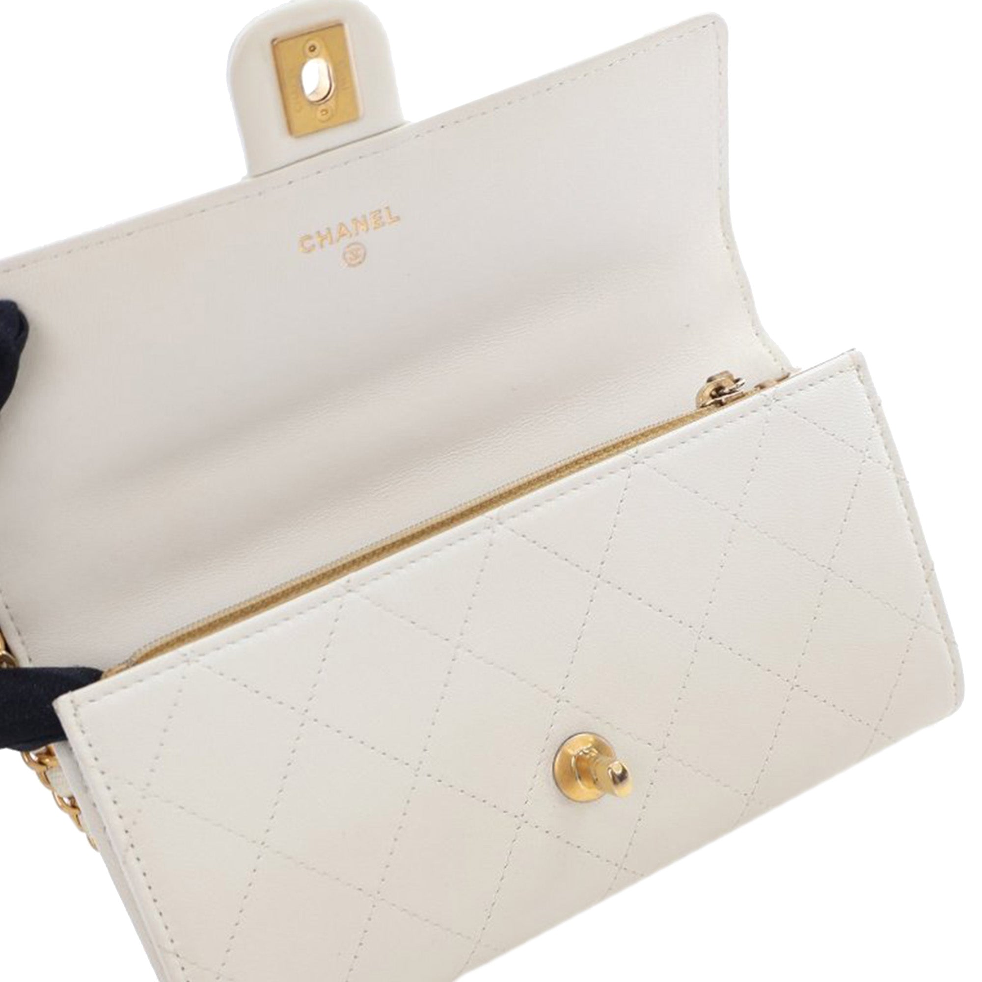 Chanel Goatskin Chic Pearls Wallet on Chain - image 7