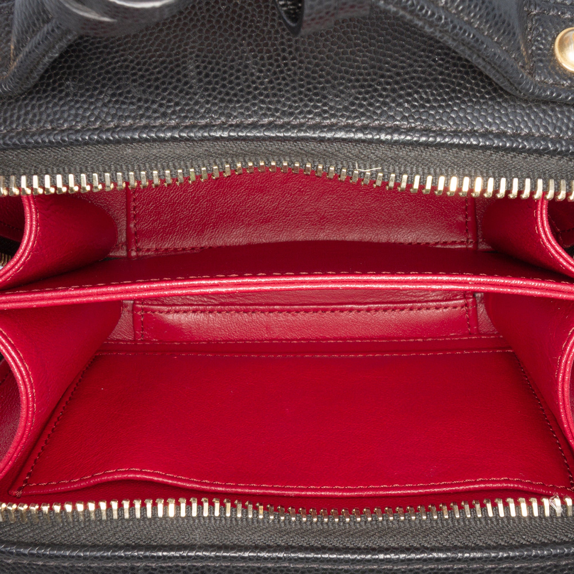 Chanel Small Caviar CC Filigree Vanity Case - image 4